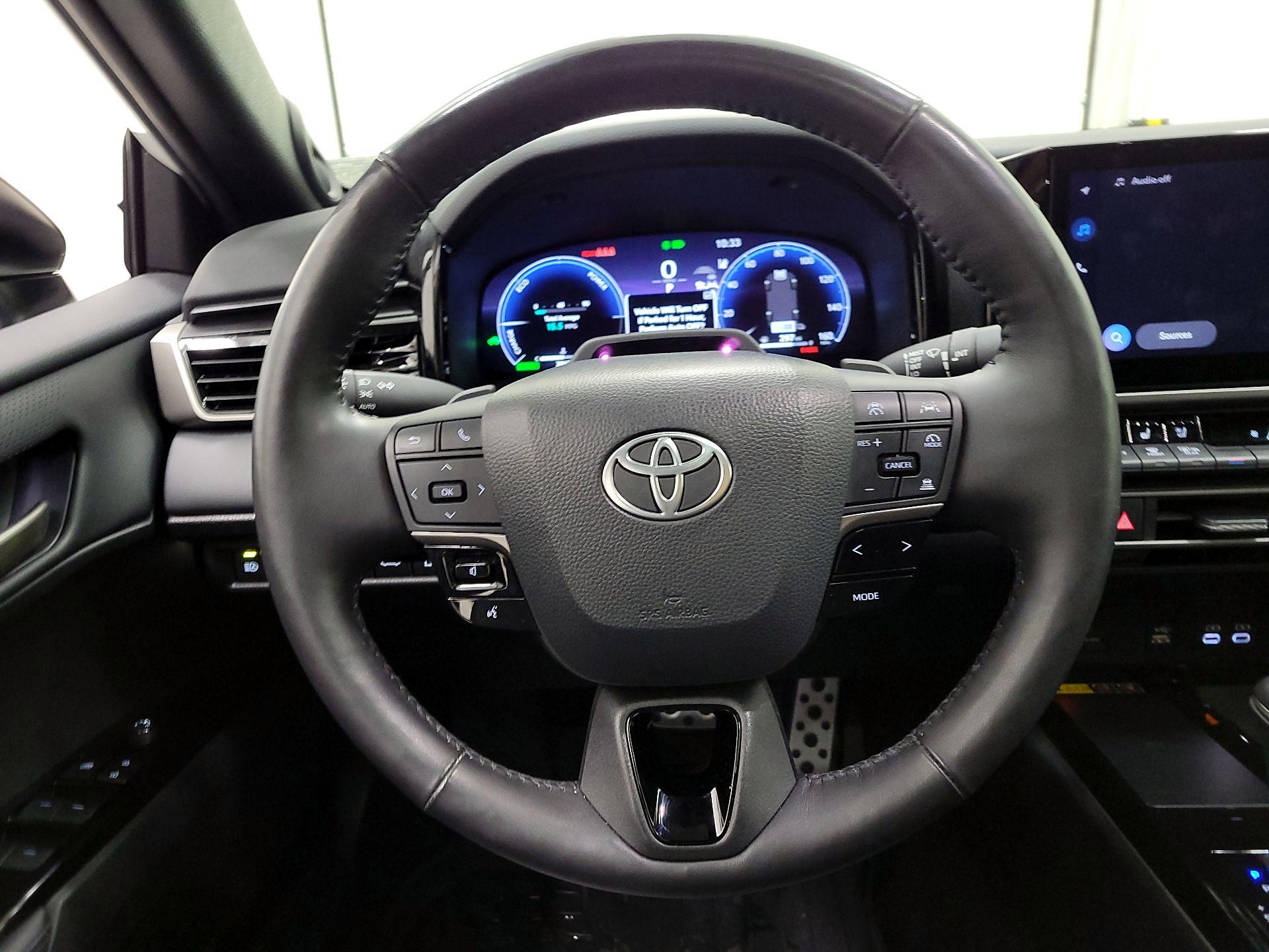 Thumbnail: 2025 Toyota Camry - 10