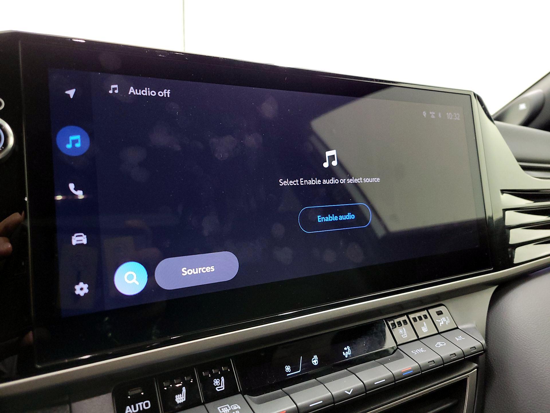 Thumbnail: 2025 Toyota Camry - 15