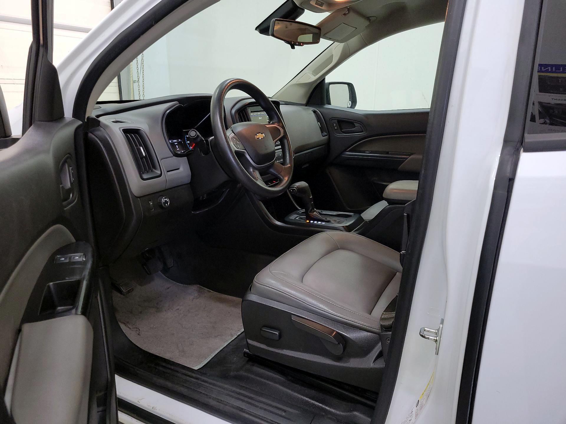 Thumbnail: 2019 Chevrolet Colorado - 11