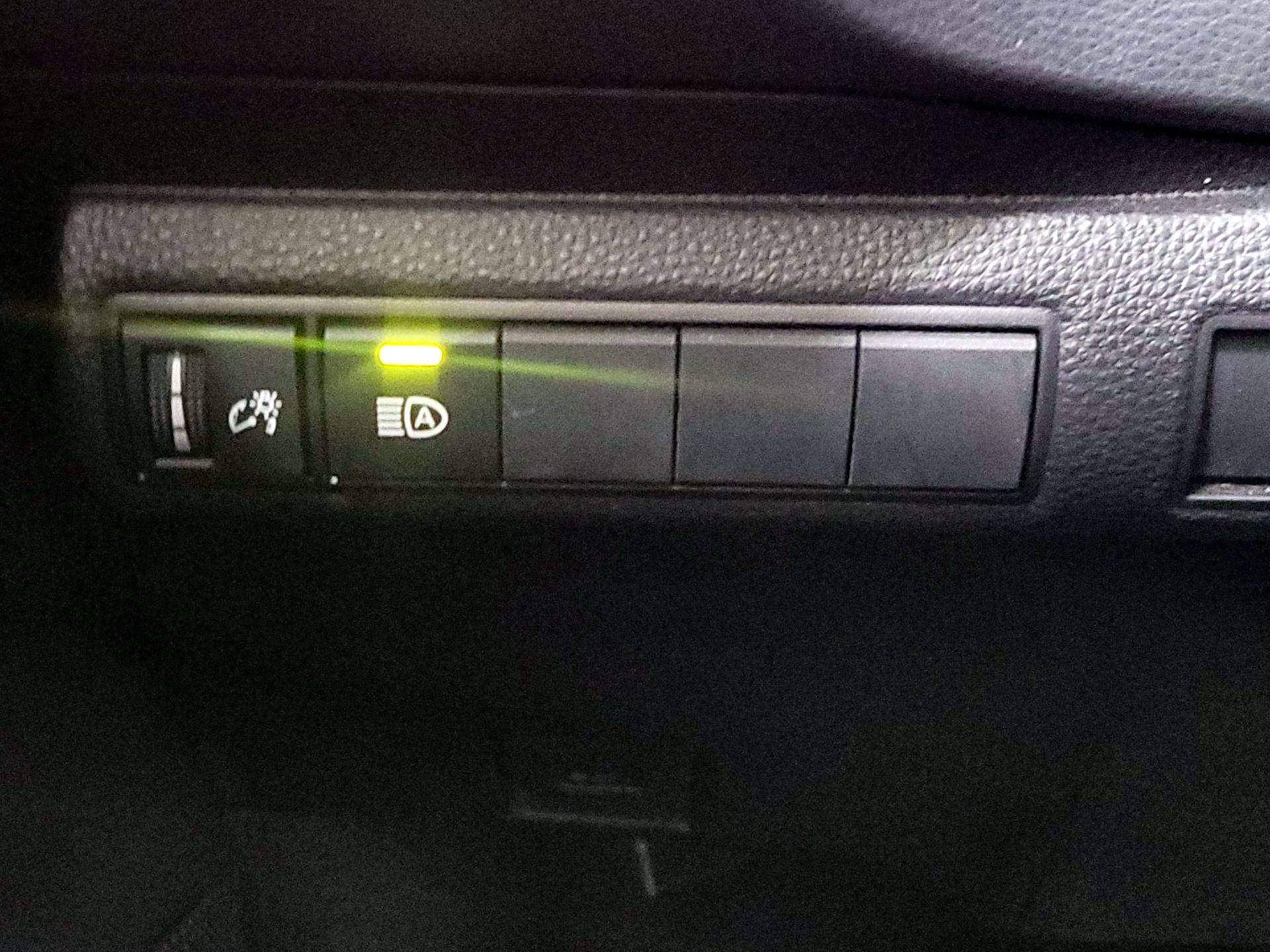 Thumbnail: 2024 Toyota Corolla - 13