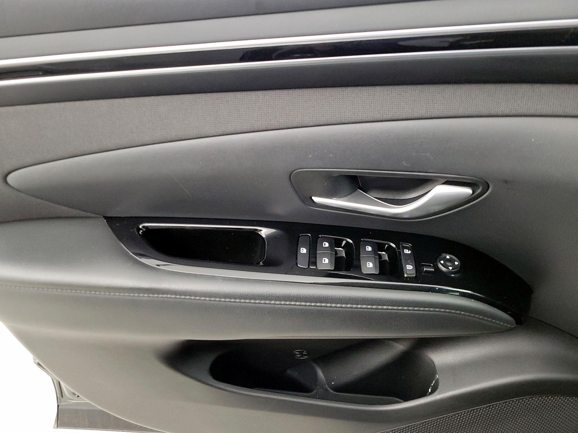 Thumbnail: 2023 Hyundai Tucson - 12