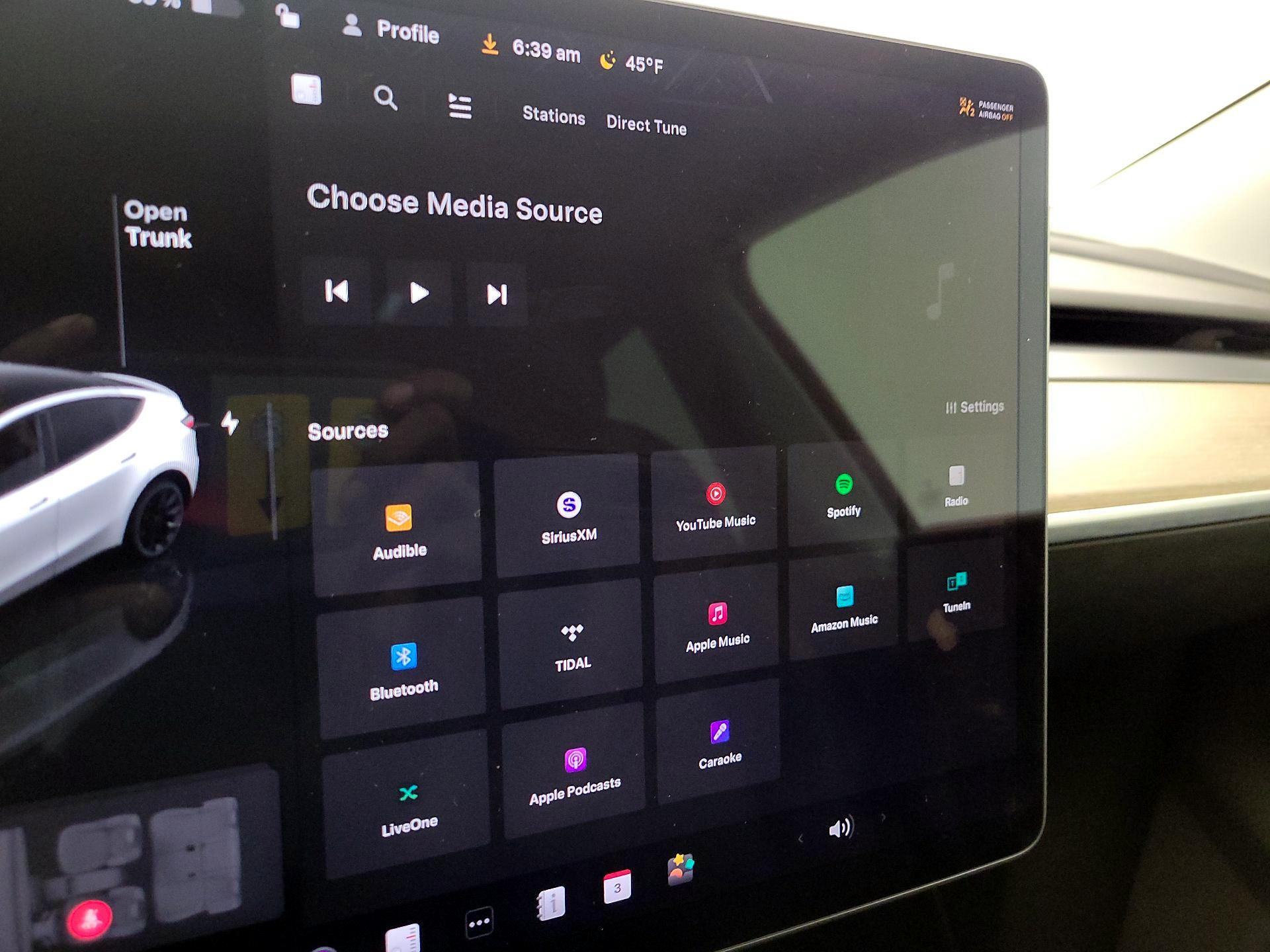 Thumbnail: 2022 Tesla Model Y - 14