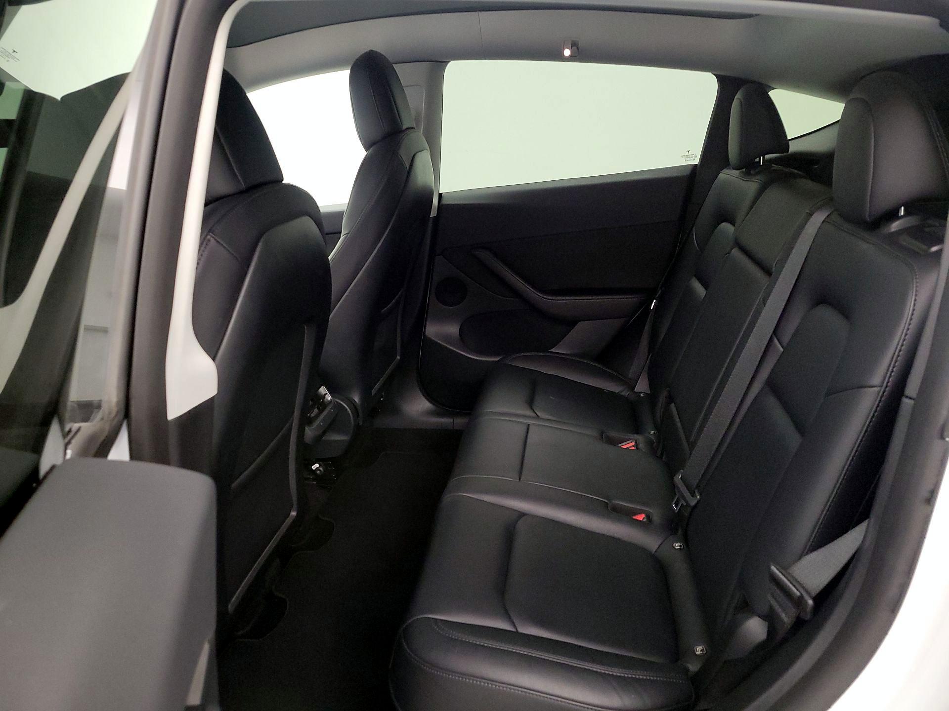 Thumbnail: 2022 Tesla Model Y - 18