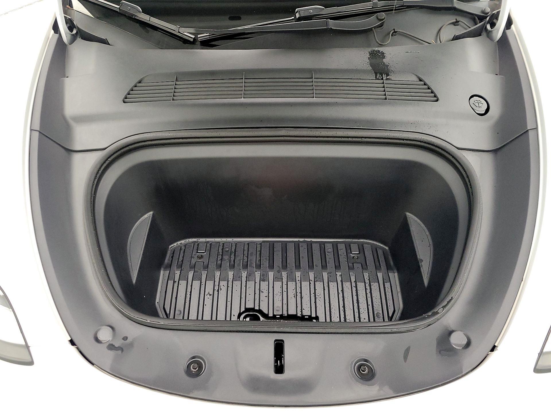 Thumbnail: 2022 Tesla Model Y - 20