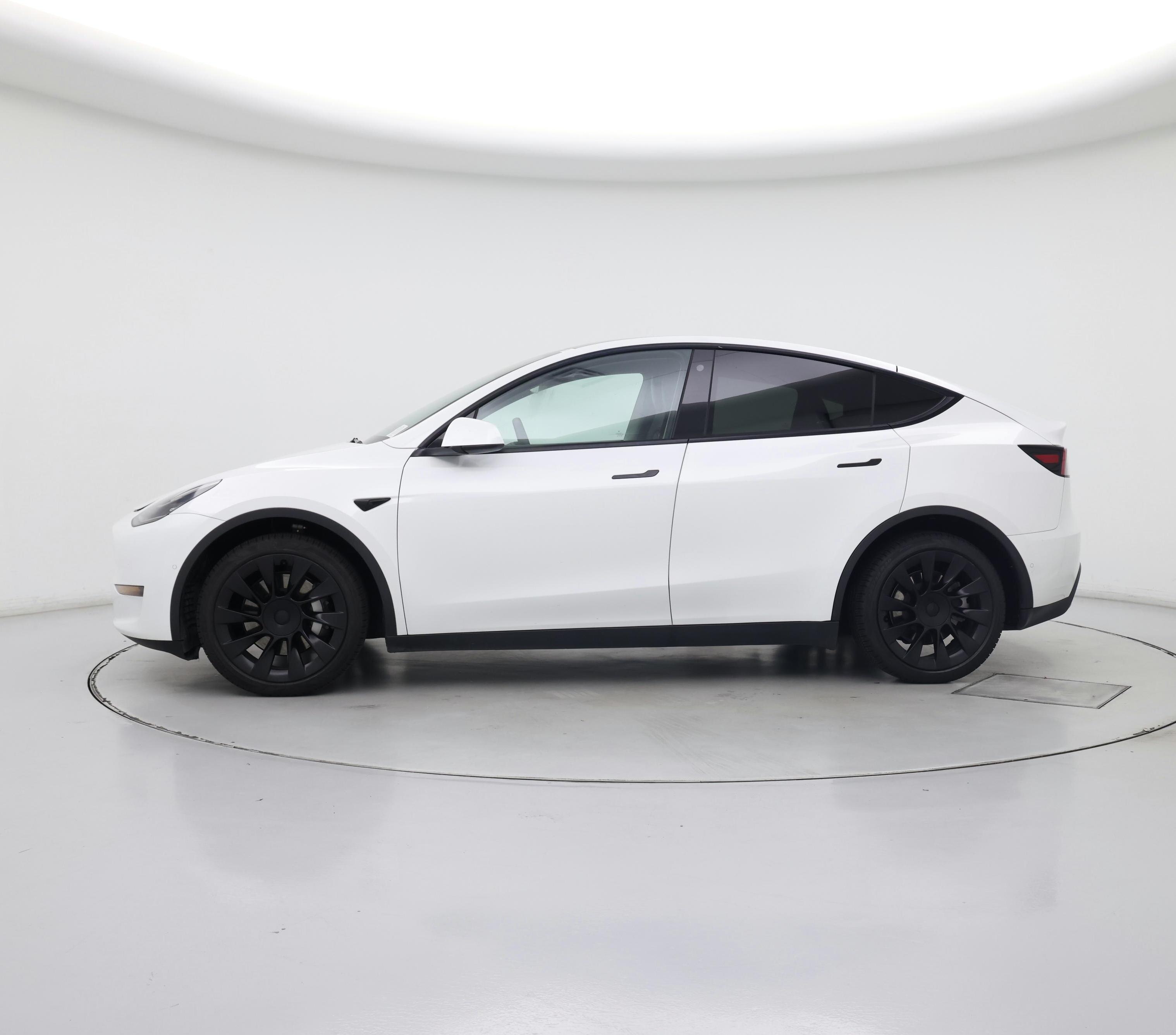 Thumbnail: 2022 Tesla Model Y - 3