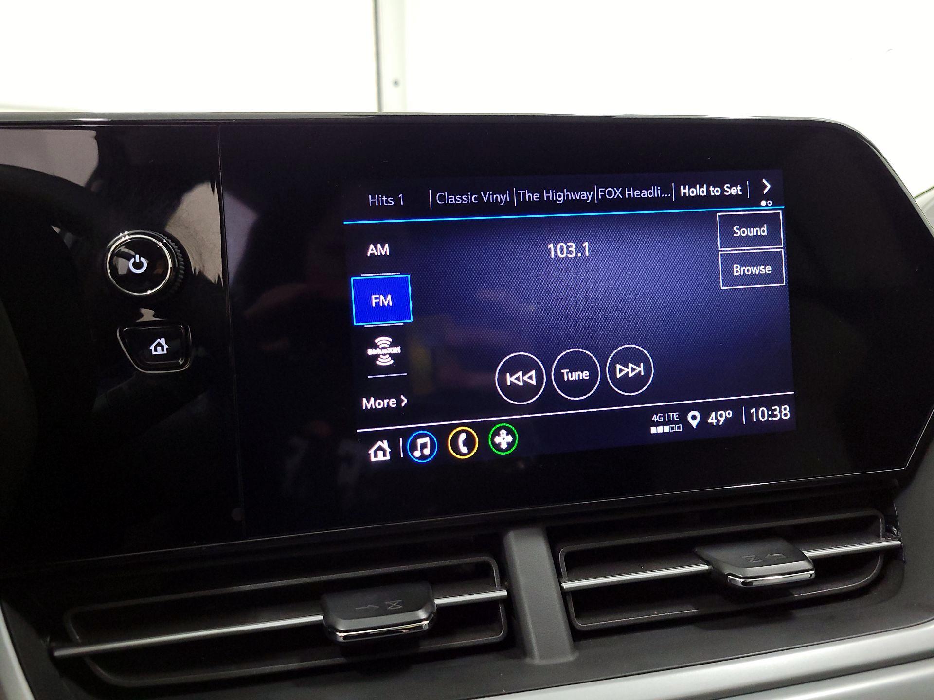 Thumbnail: 2024 Chevrolet Trax - 15