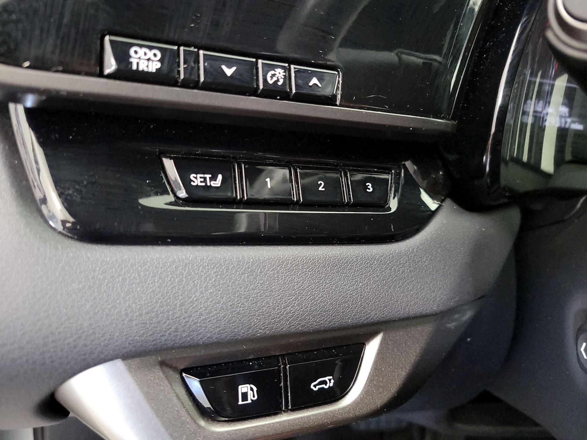 Thumbnail: 2023 Lexus RX - 13