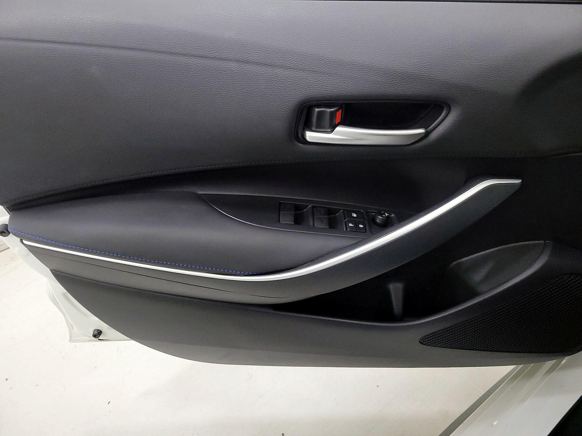 Thumbnail: 2020 Toyota Corolla - 12