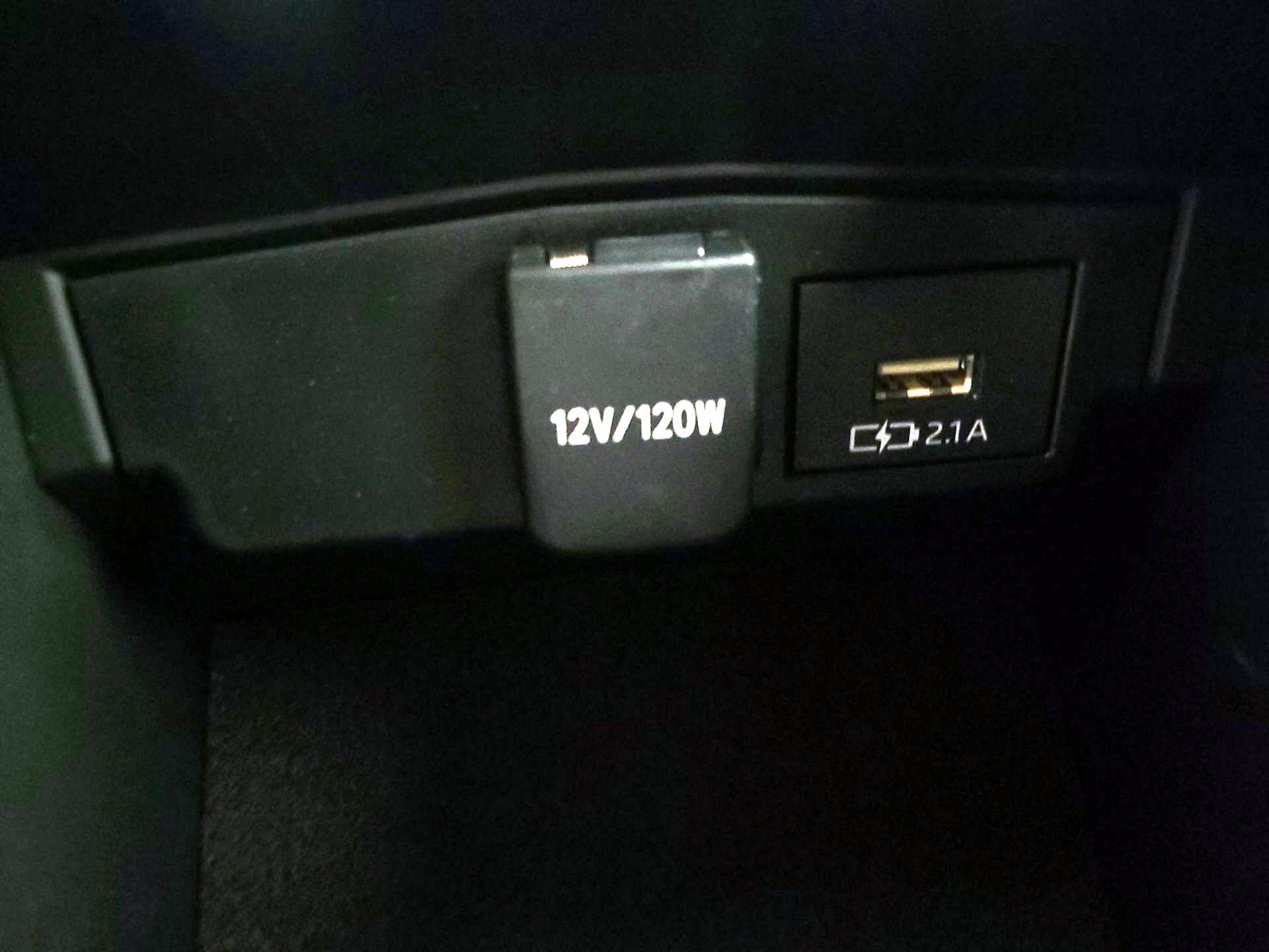 Thumbnail: 2020 Toyota Corolla - 18