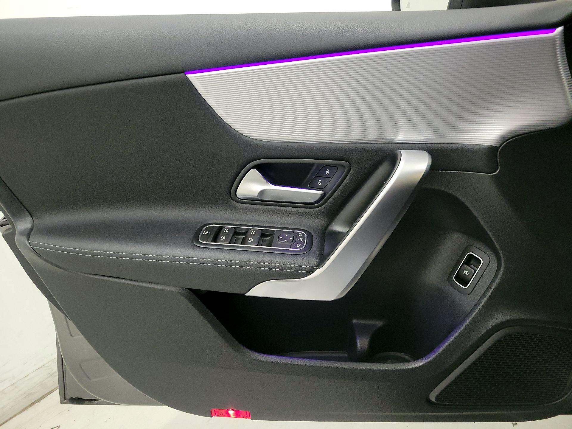 Thumbnail: 2022 Mercedes-Benz A-Class - 12