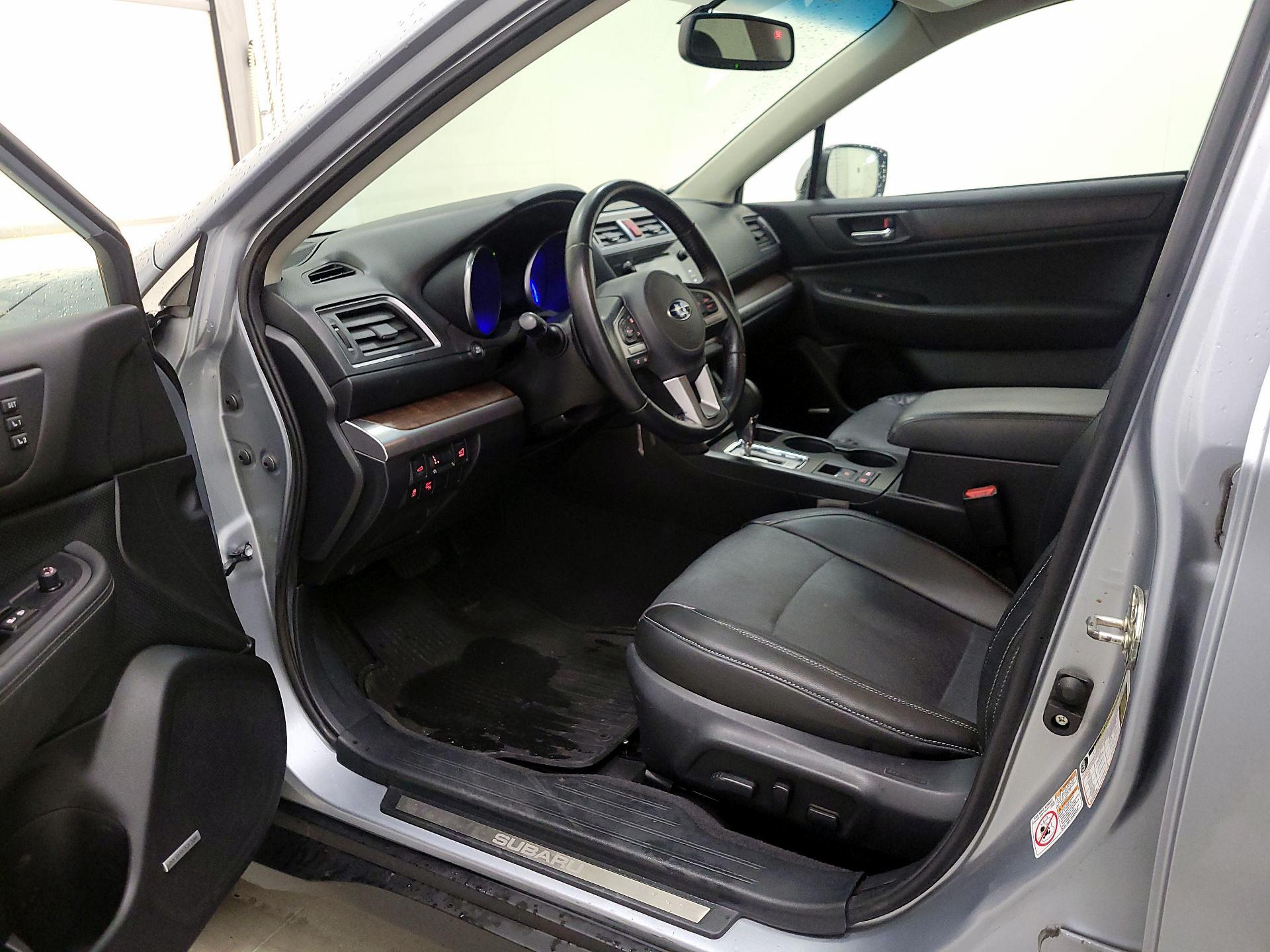 Thumbnail: 2016 Subaru Outback - 11