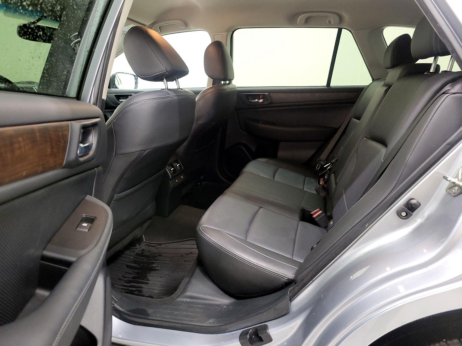 Thumbnail: 2016 Subaru Outback - 19