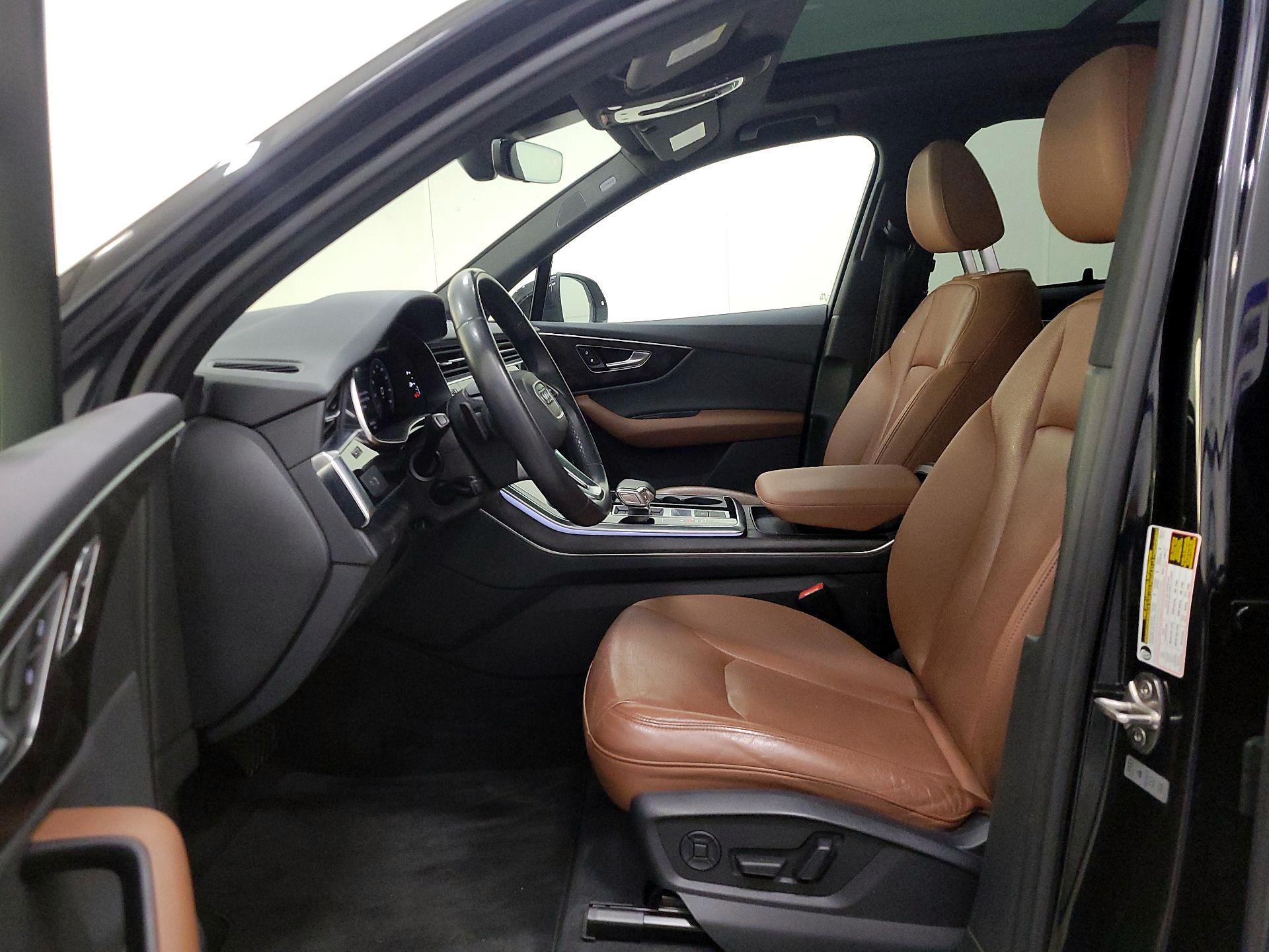 Thumbnail: 2021 Audi Q7 - 11