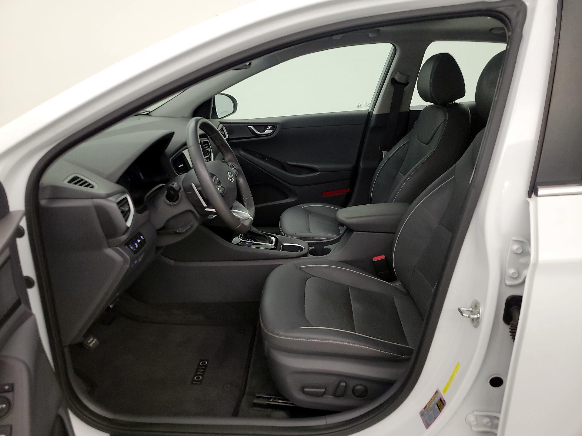 Thumbnail: 2019 Hyundai Ioniq - 11