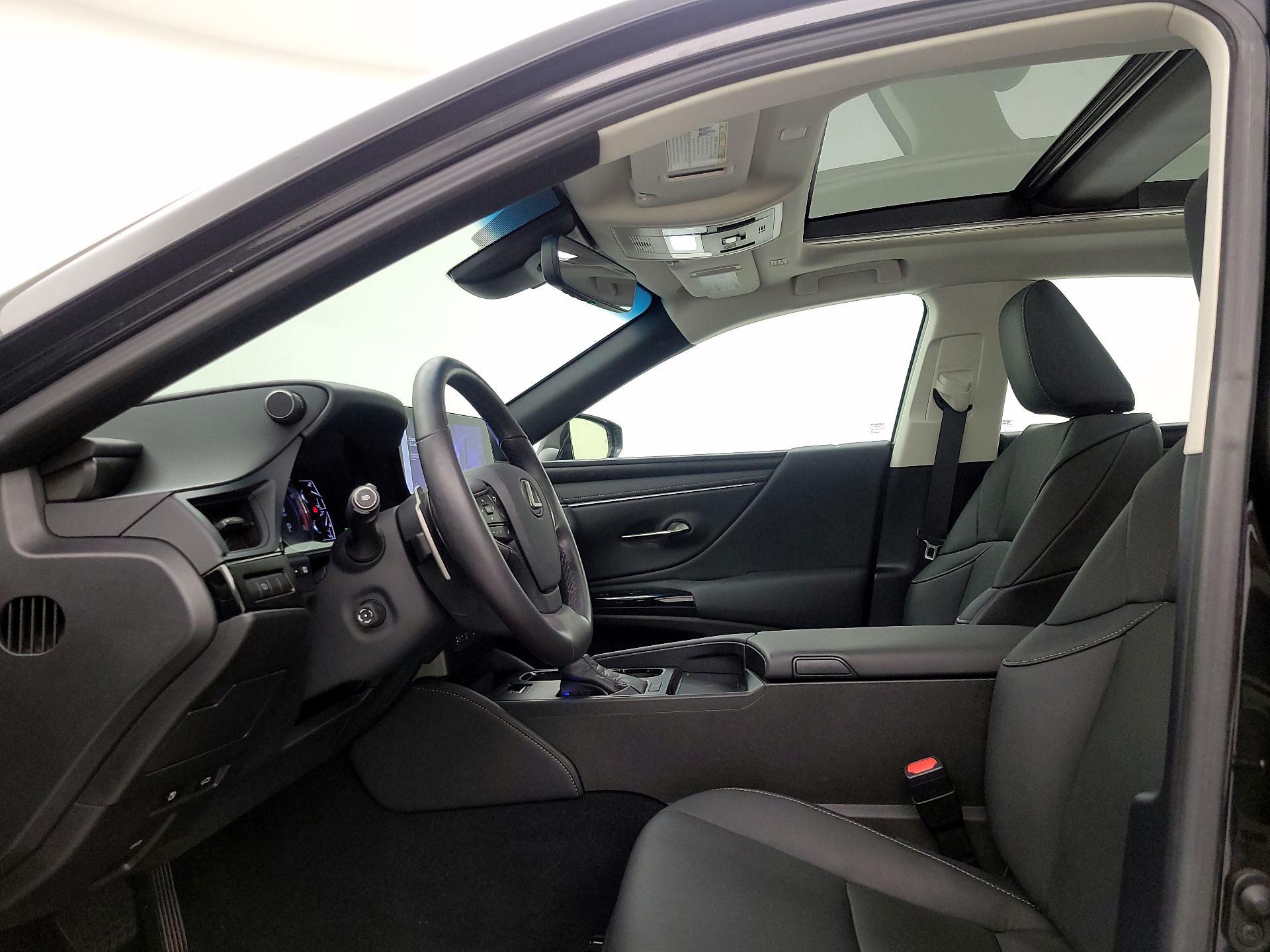 Thumbnail: 2024 Lexus ES - 19