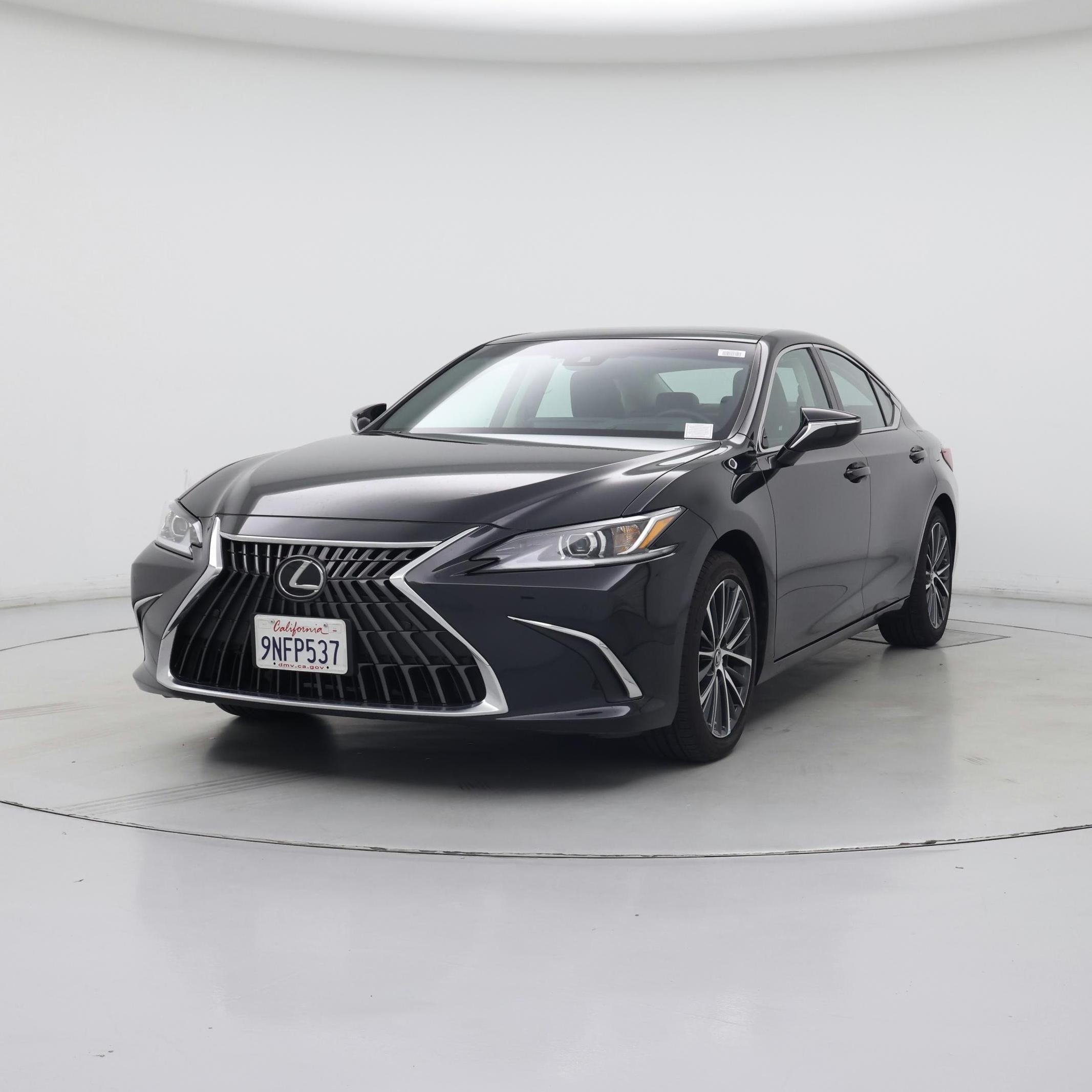 Thumbnail: 2024 Lexus ES - 4