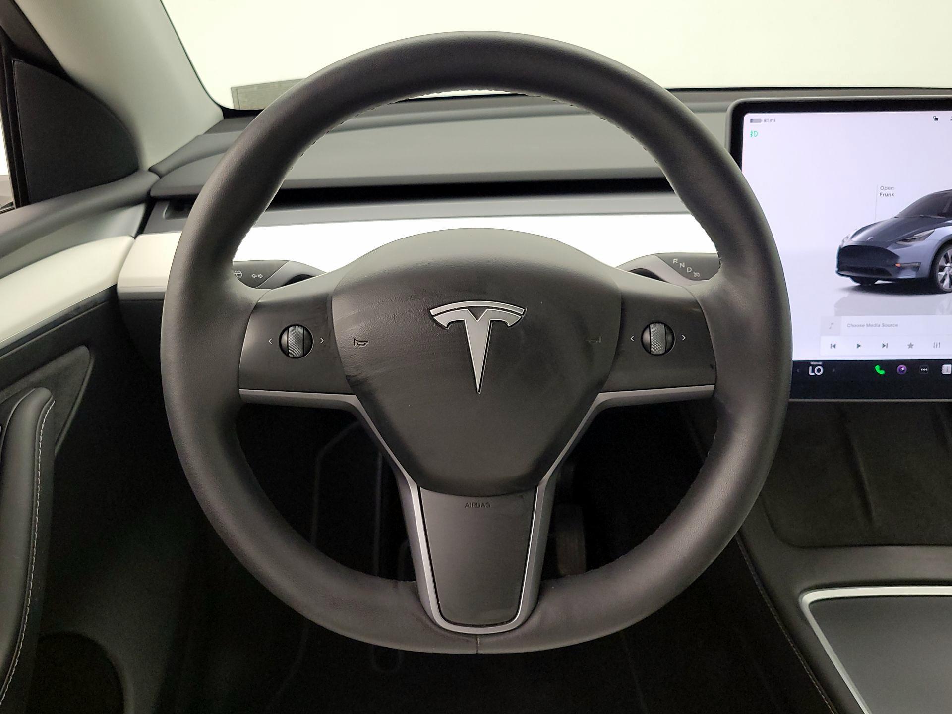 Thumbnail: 2023 Tesla Model Y - 10