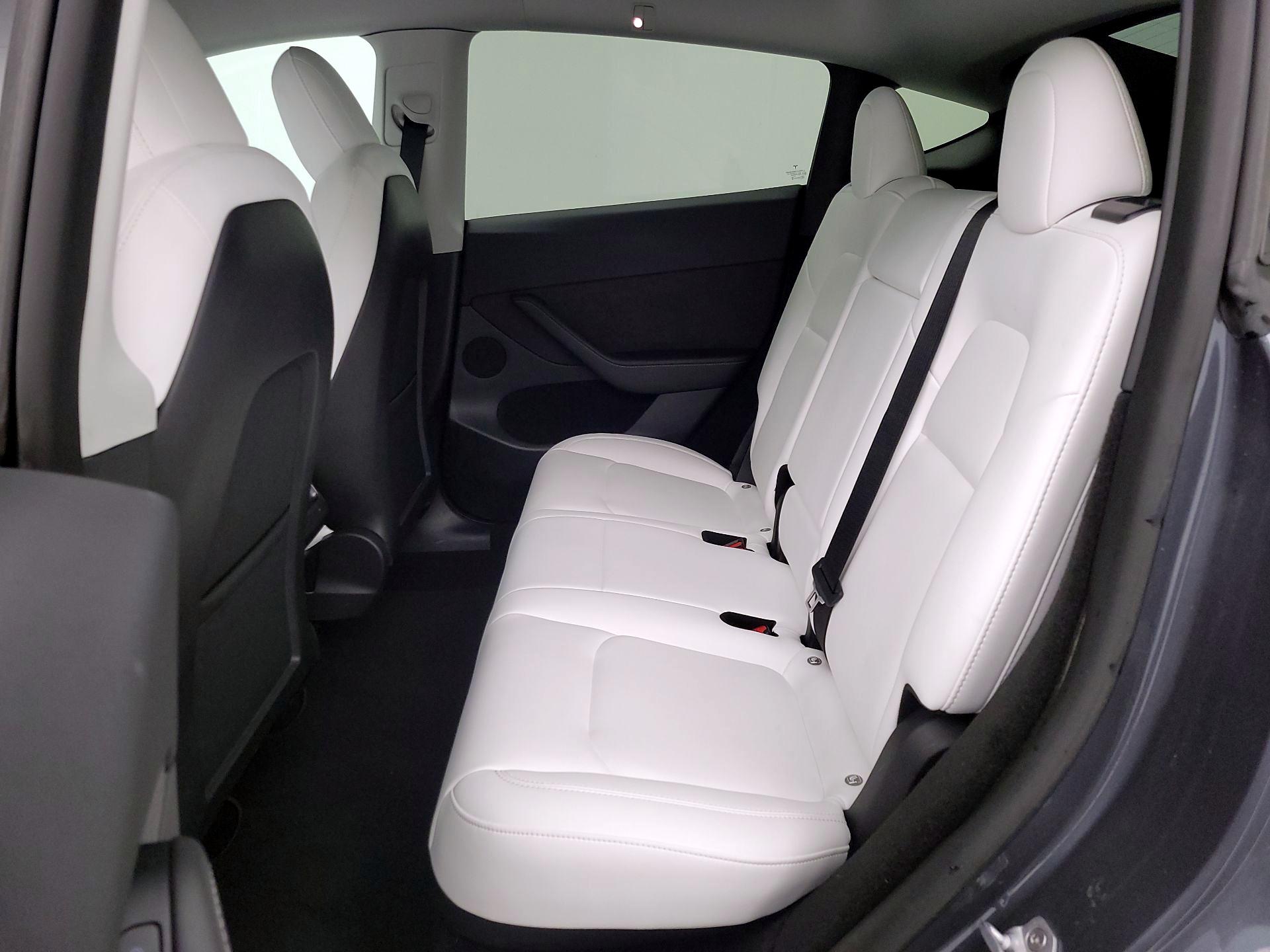 Thumbnail: 2023 Tesla Model Y - 18