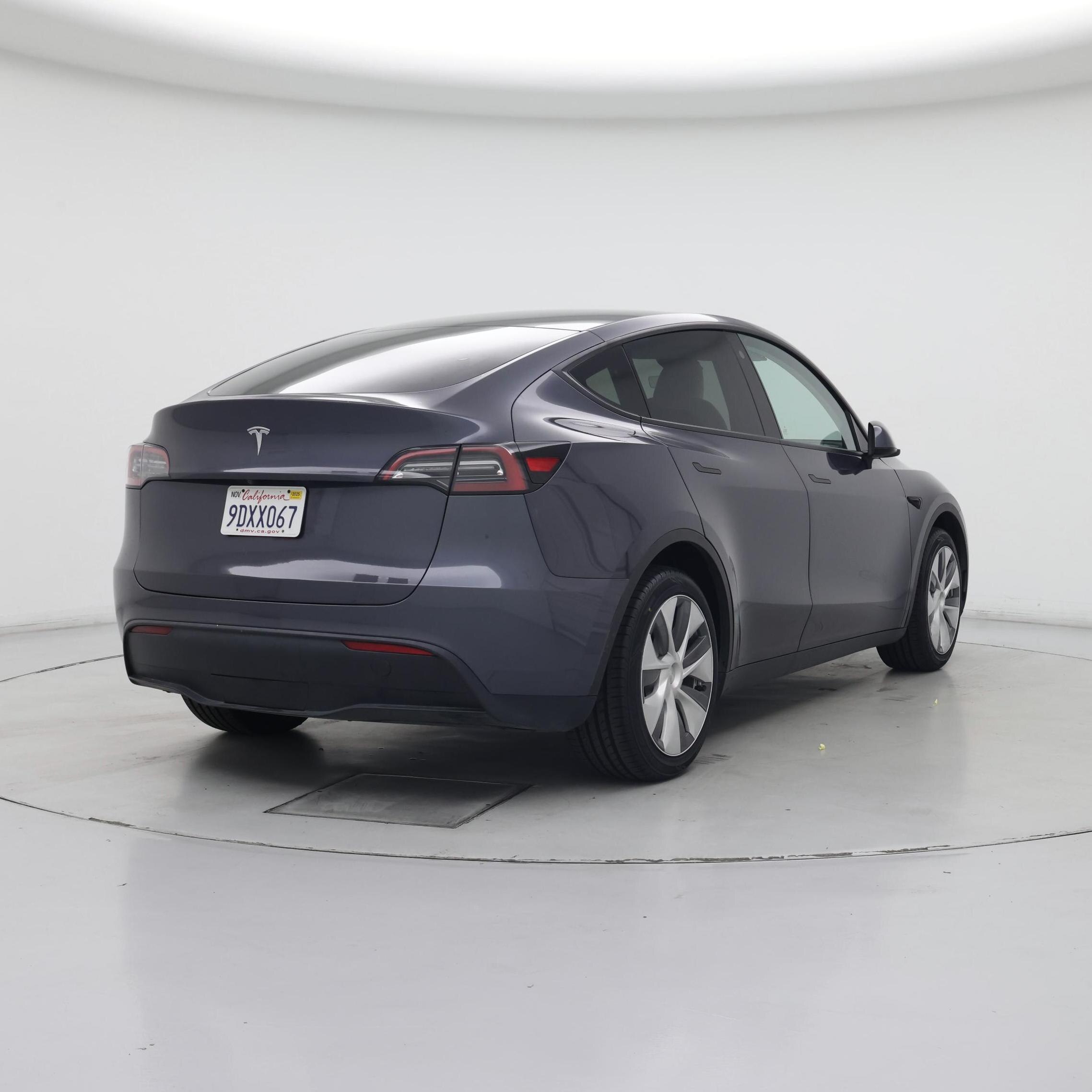 Thumbnail: 2023 Tesla Model Y - 8