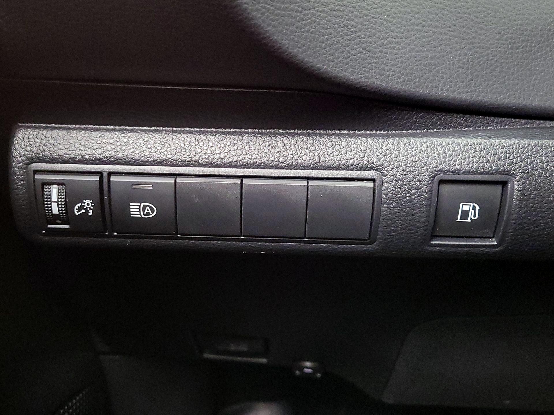 Thumbnail: 2024 Toyota Corolla - 13