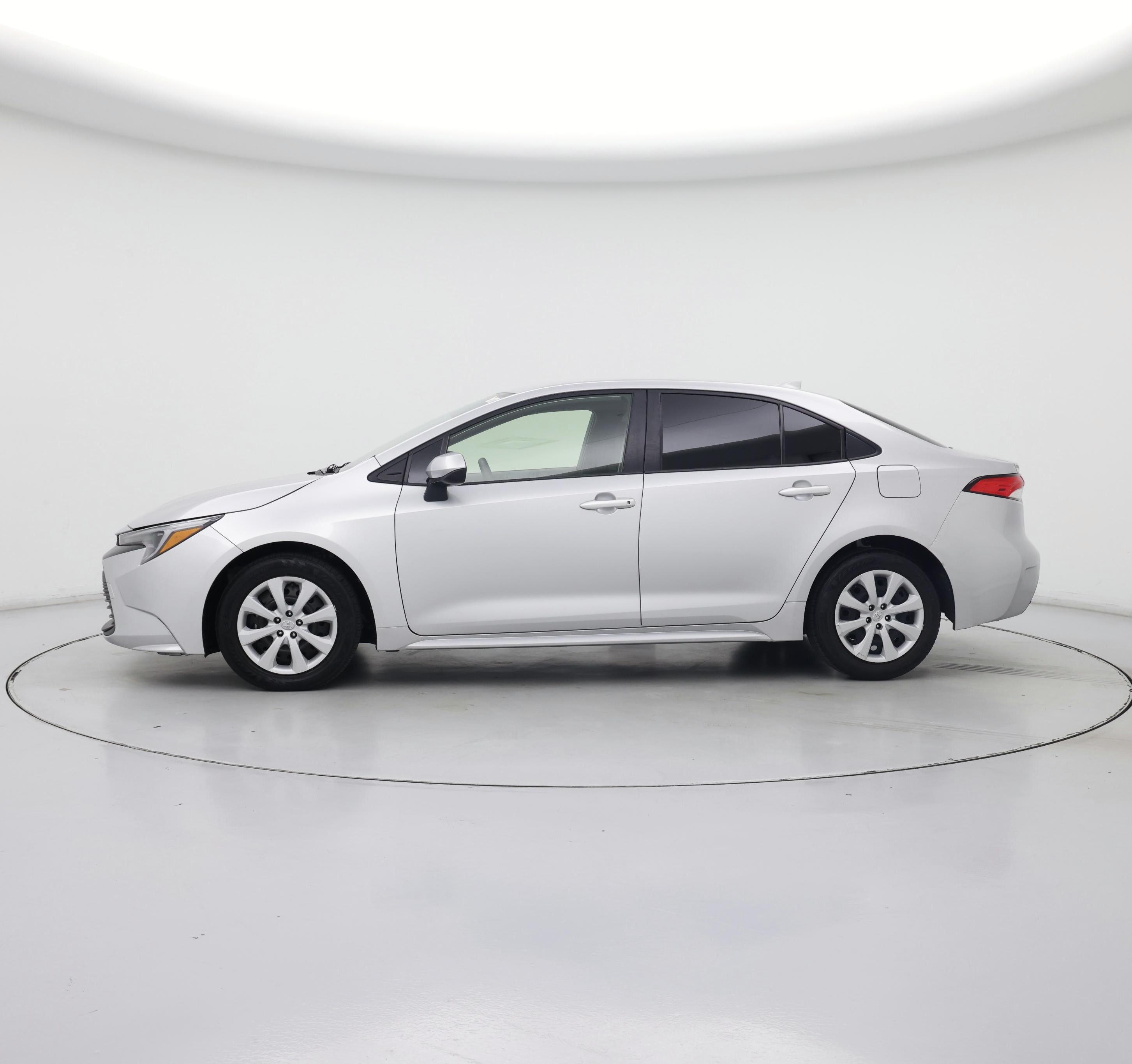 Thumbnail: 2024 Toyota Corolla - 3