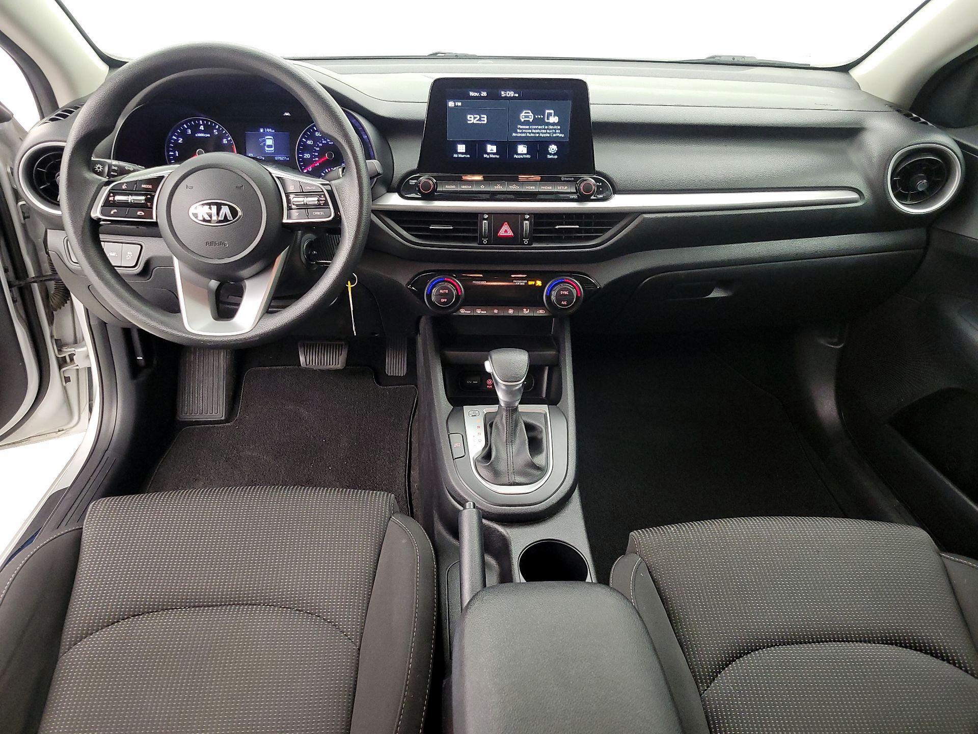 Thumbnail: 2019 Kia Forte - 9