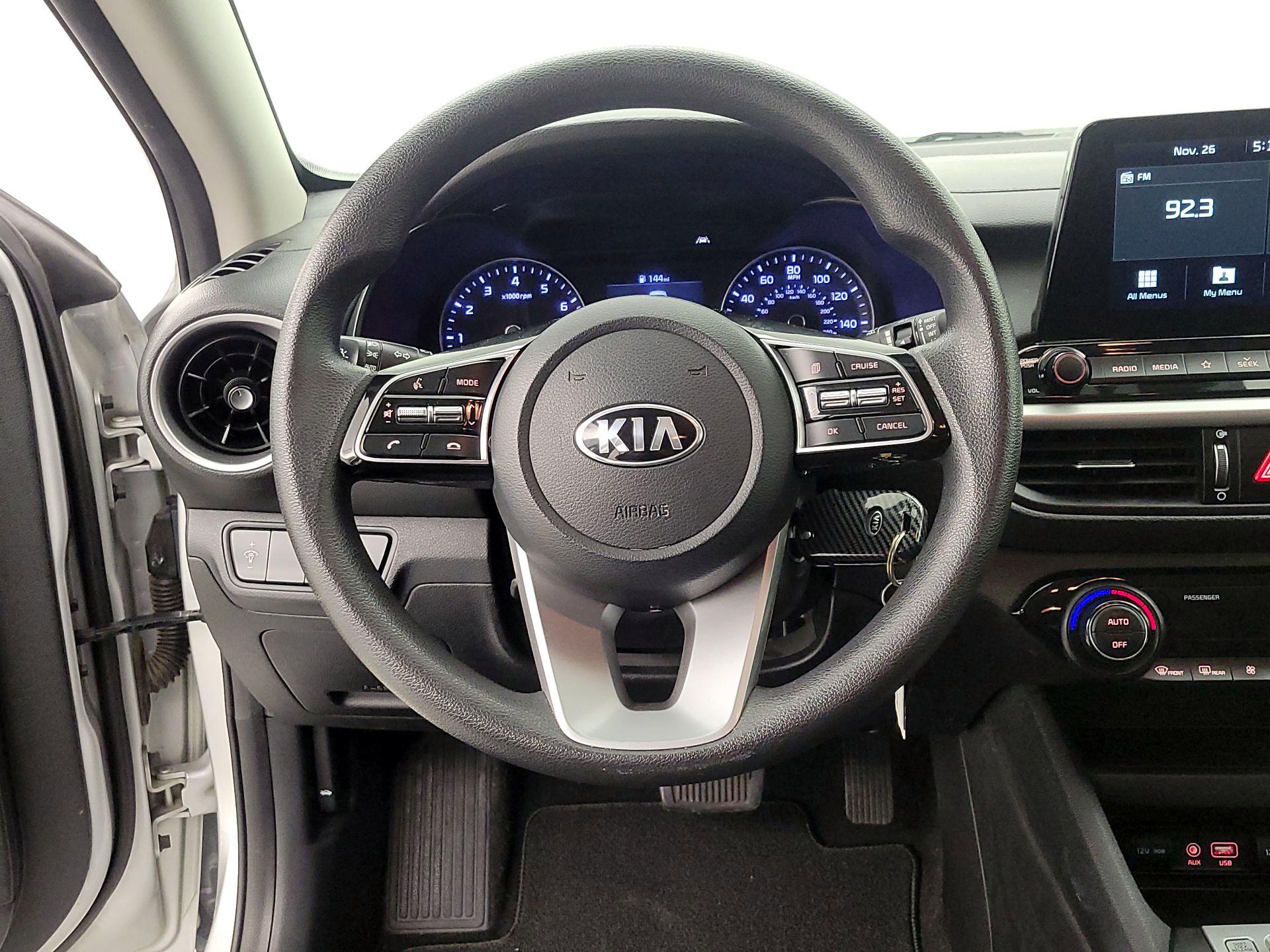 Thumbnail: 2019 Kia Forte - 10