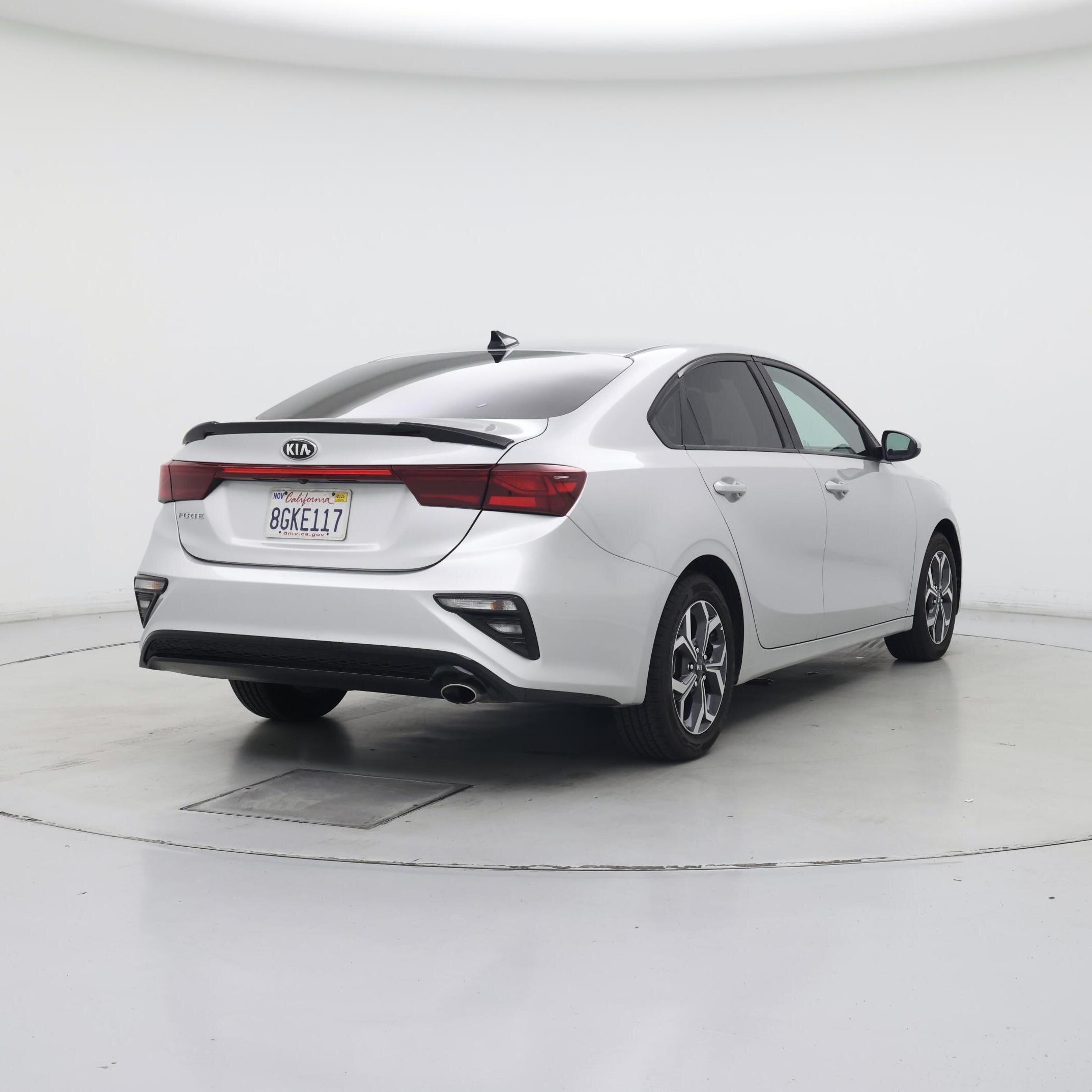 Thumbnail: 2019 Kia Forte - 8