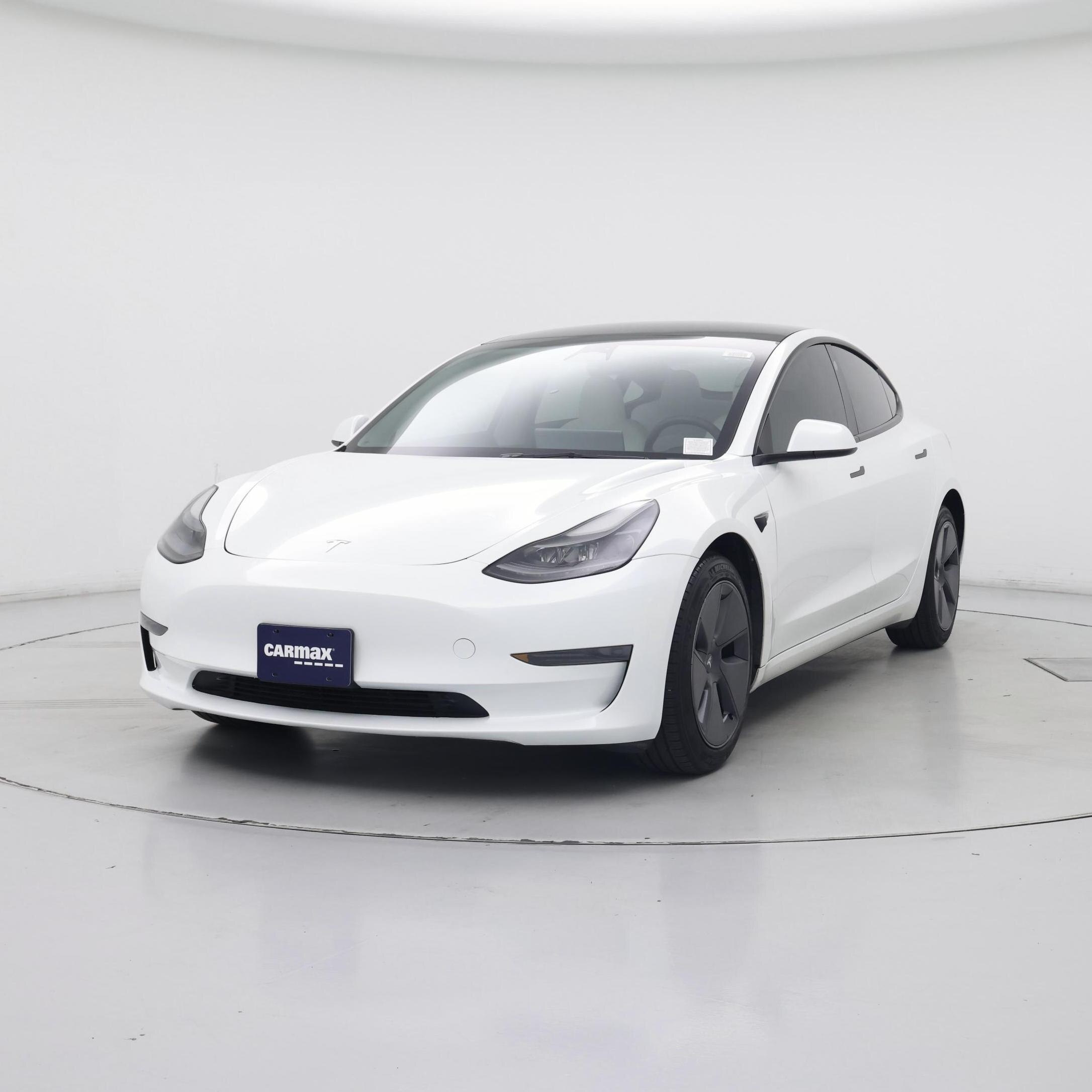 Thumbnail: 2023 Tesla Model 3 - 4