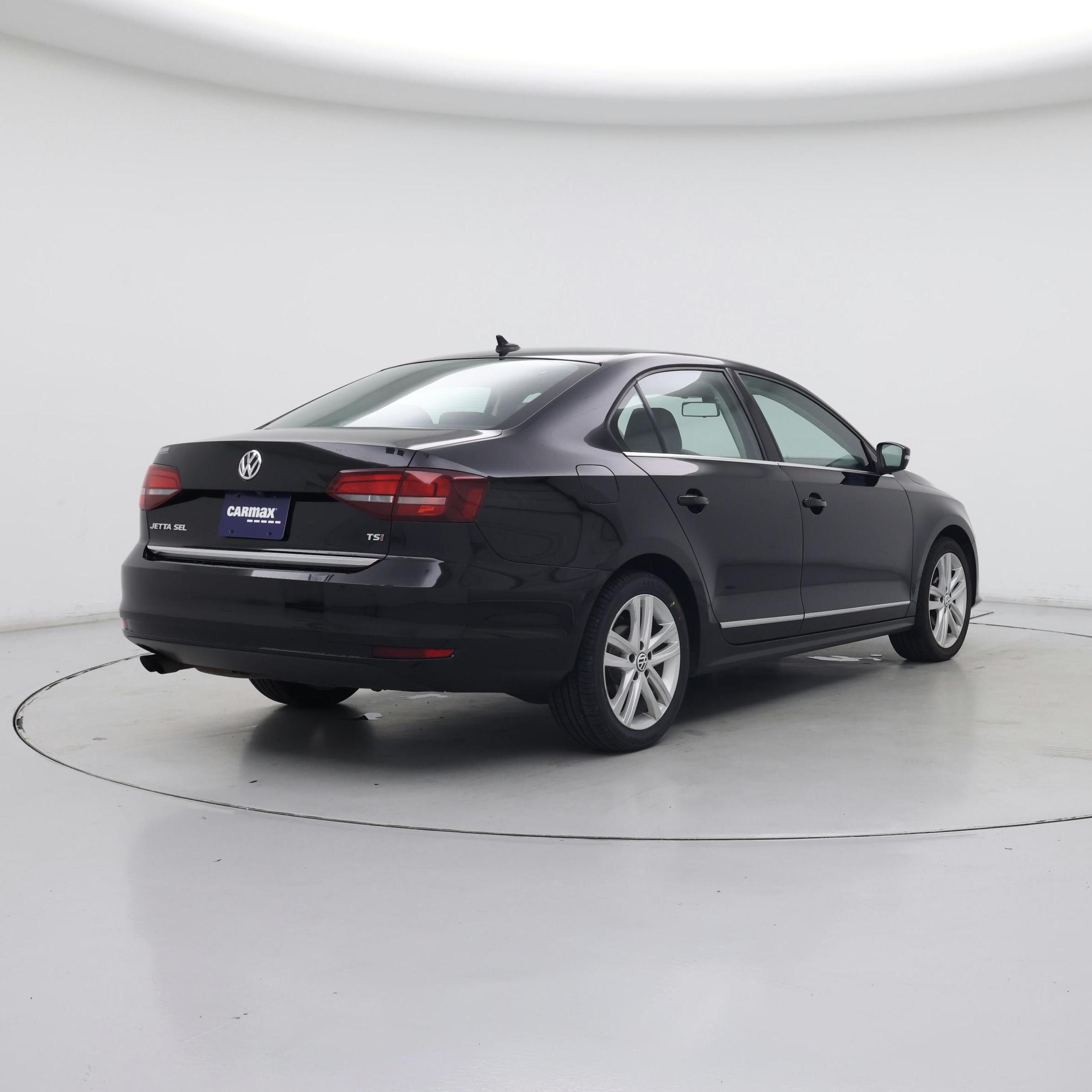 Thumbnail: 2017 Volkswagen Jetta - 8