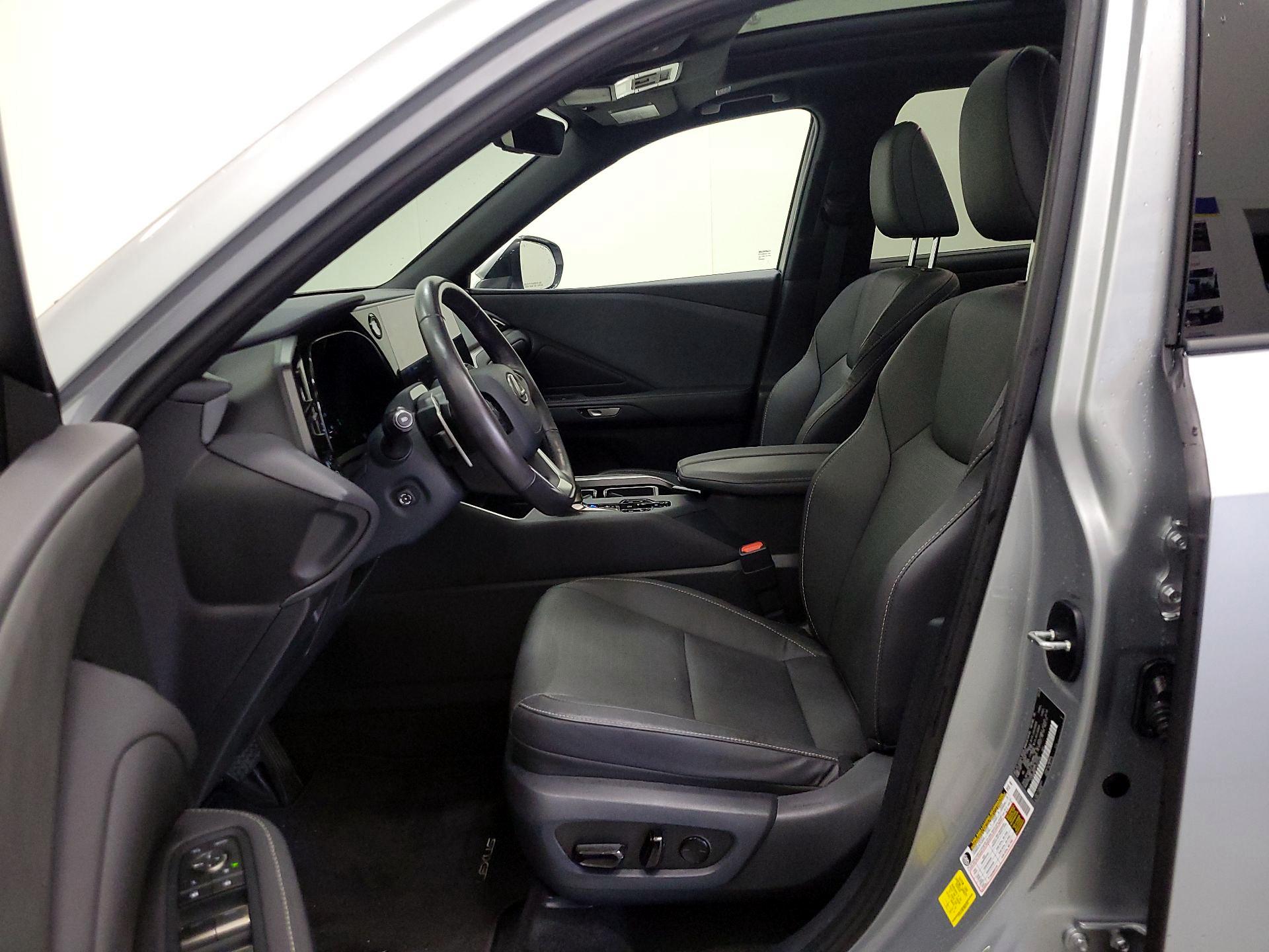 Thumbnail: 2025 Lexus TX - 11