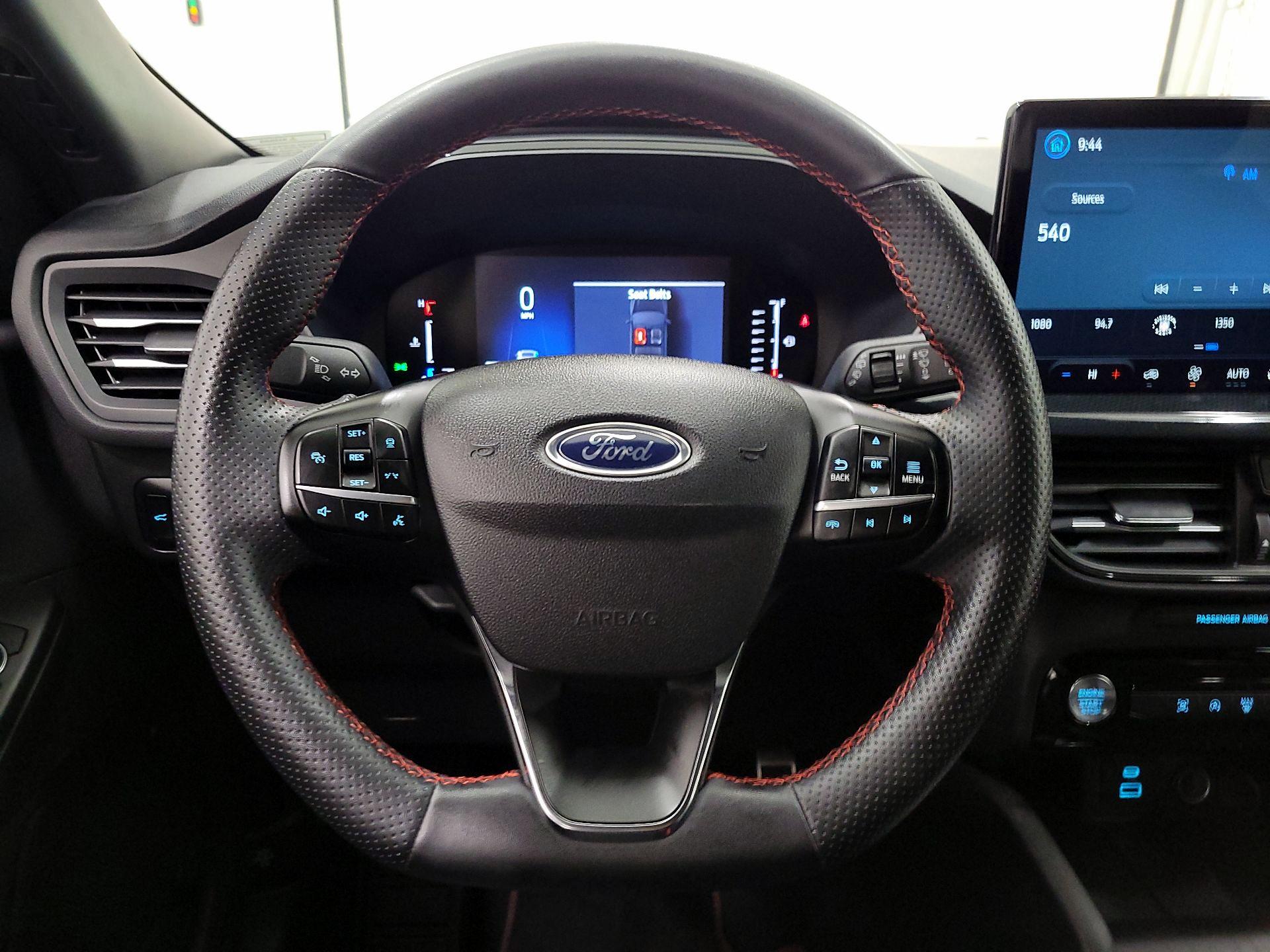 Thumbnail: 2023 Ford Escape - 10