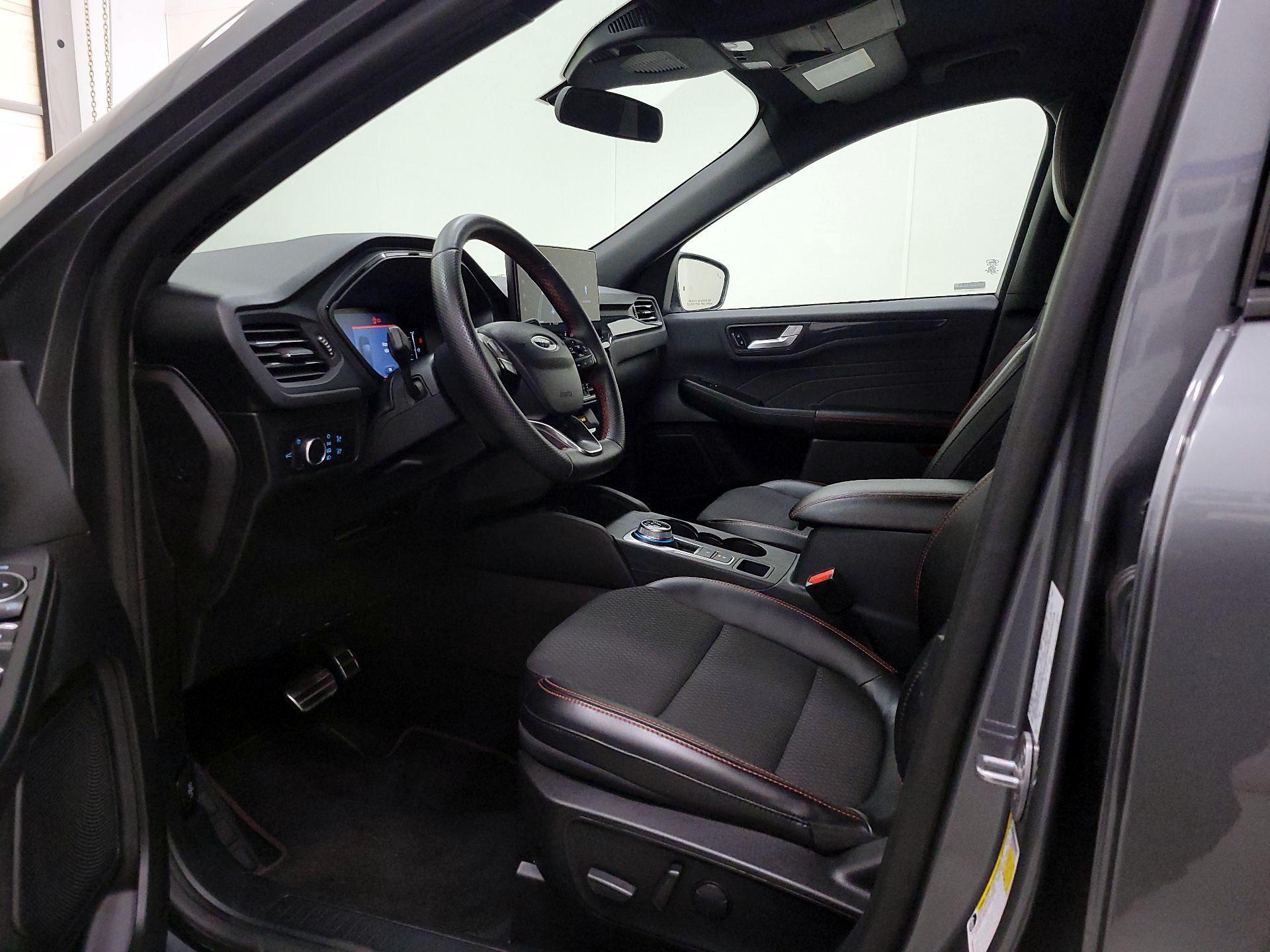 Thumbnail: 2023 Ford Escape - 11