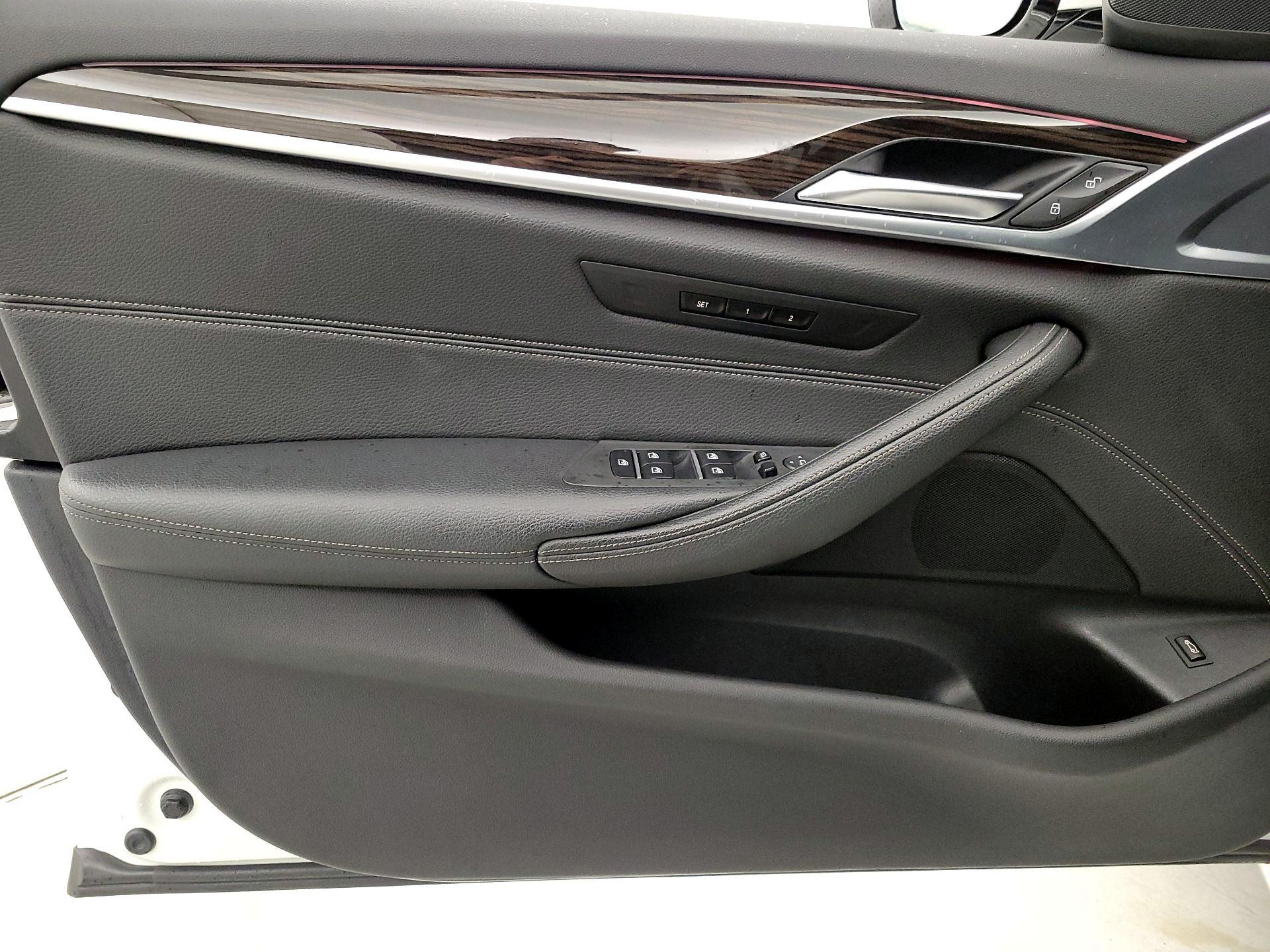 Thumbnail: 2019 BMW 5 Series - 12