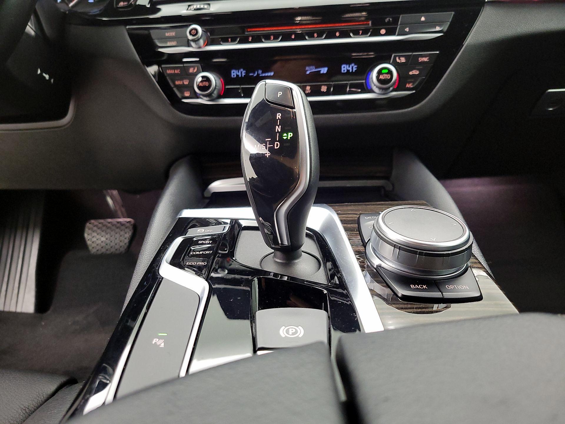 Thumbnail: 2019 BMW 5 Series - 18