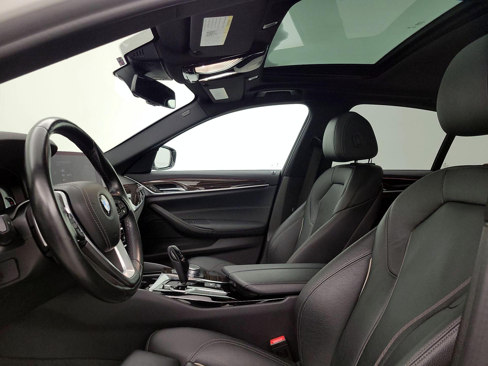 Thumbnail: 2019 BMW 5 Series - 20