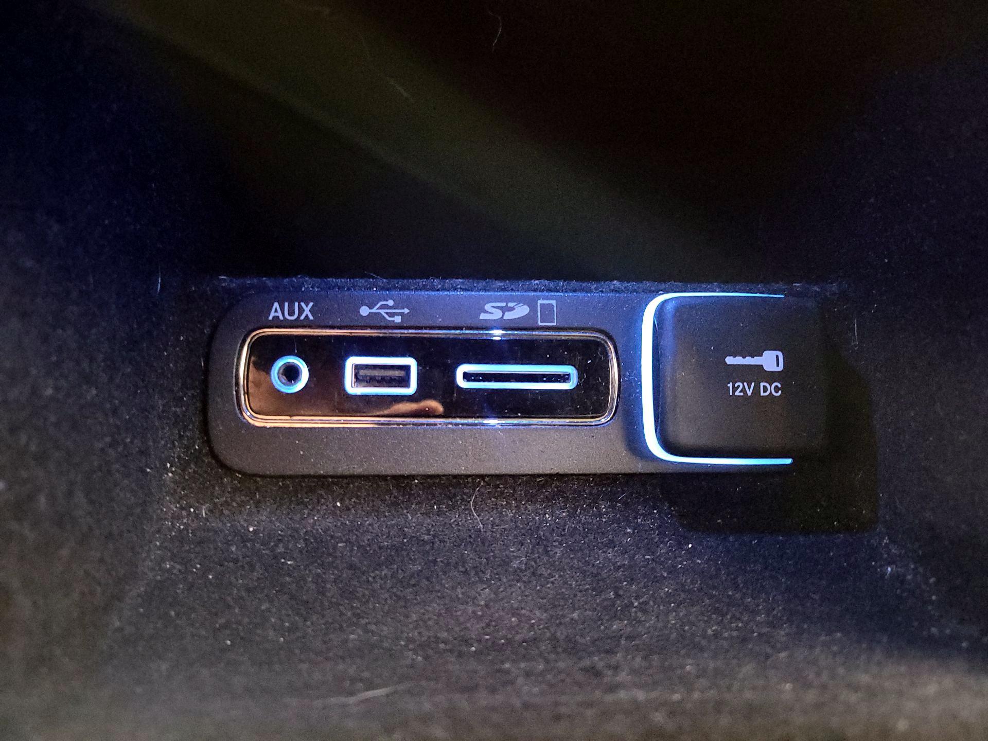 Thumbnail: 2017 Jeep Grand Cherokee - 19