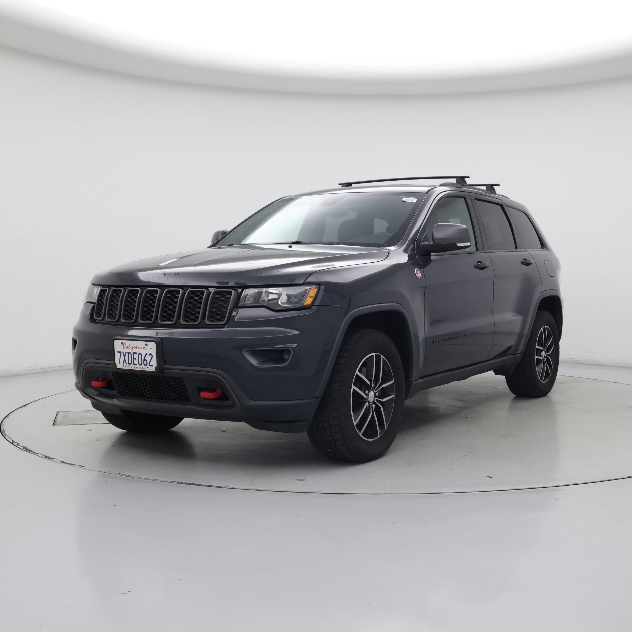Thumbnail: 2017 Jeep Grand Cherokee - 4