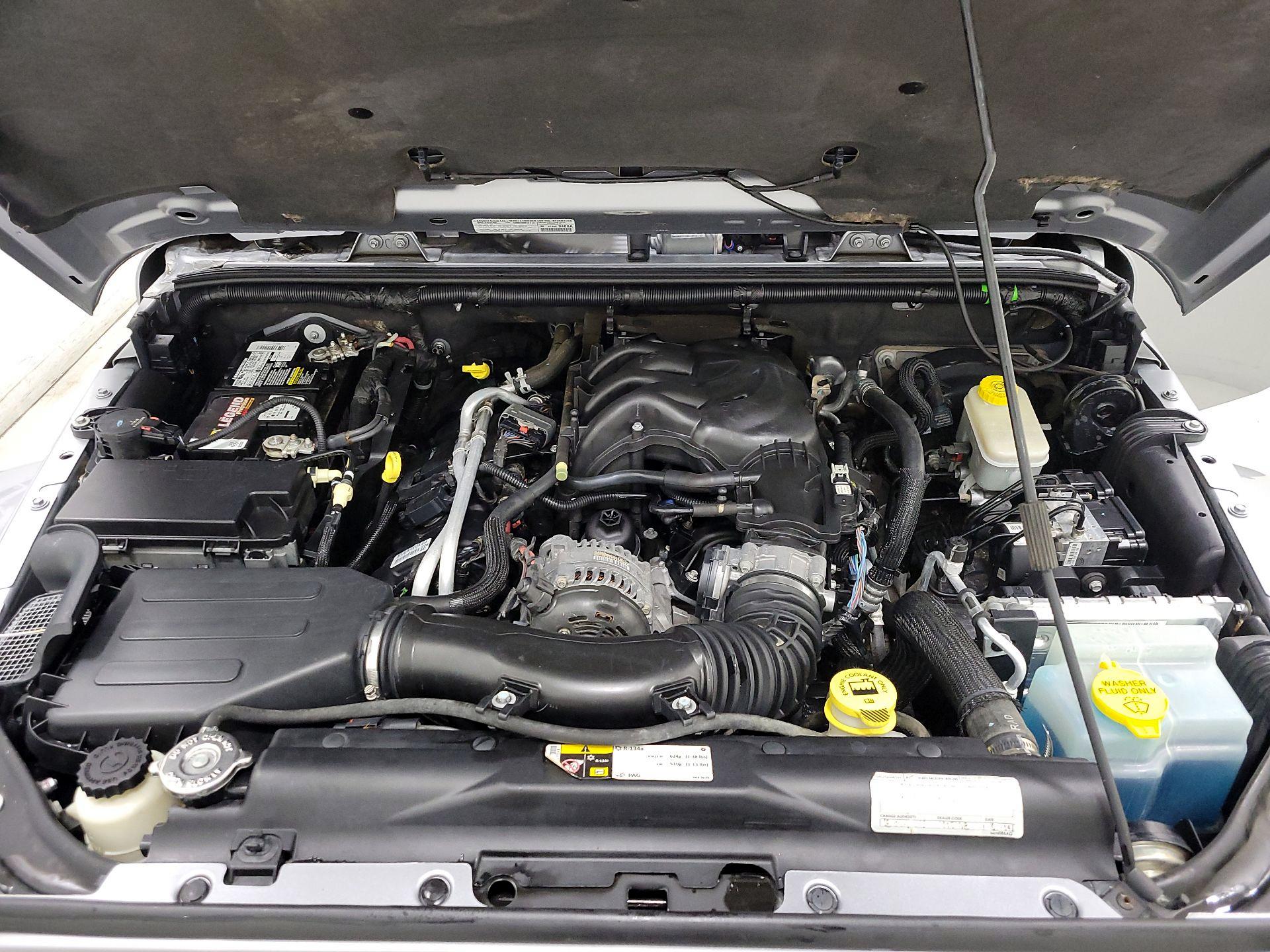 Thumbnail: 2014 Jeep Wrangler - 20