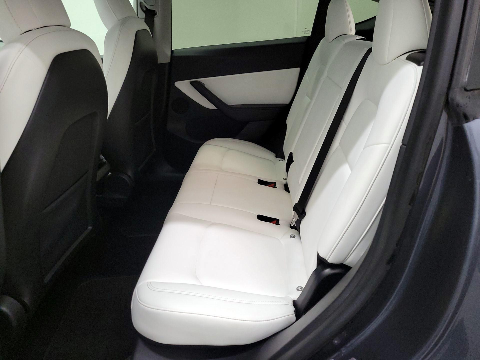 Thumbnail: 2021 Tesla Model Y - 19