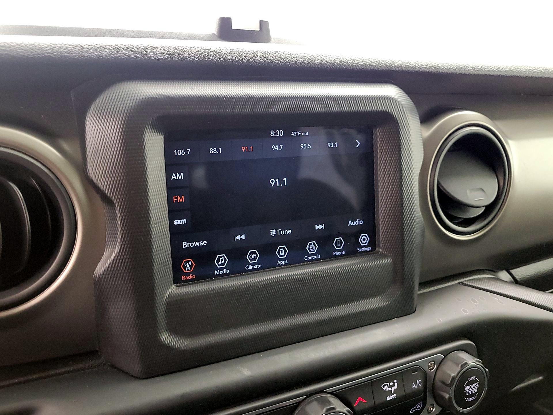 Thumbnail: 2019 Jeep Wrangler - 15