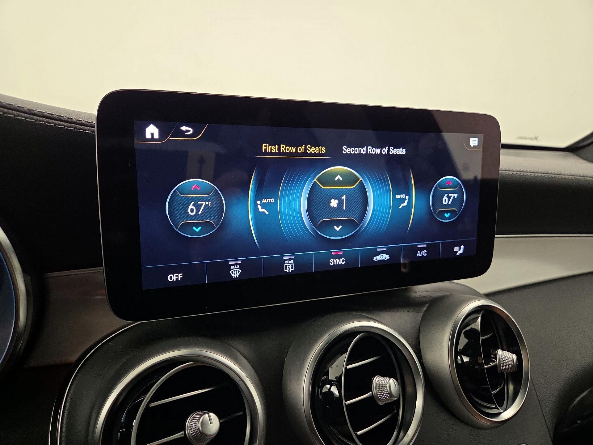 Thumbnail: 2022 Mercedes-Benz GLC - 17