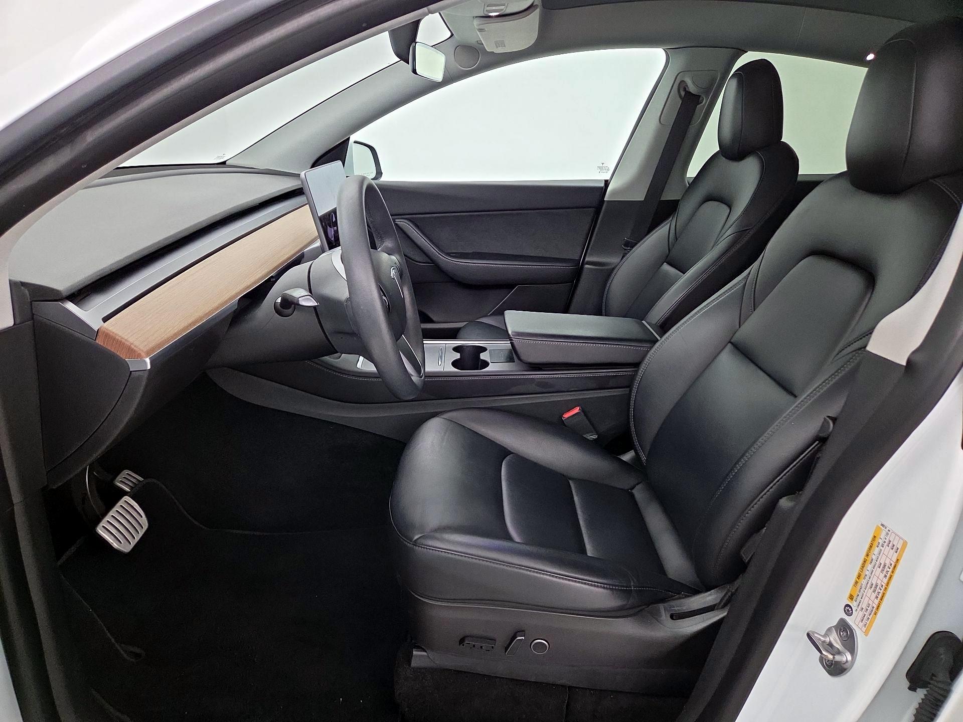 Thumbnail: 2022 Tesla Model Y - 11