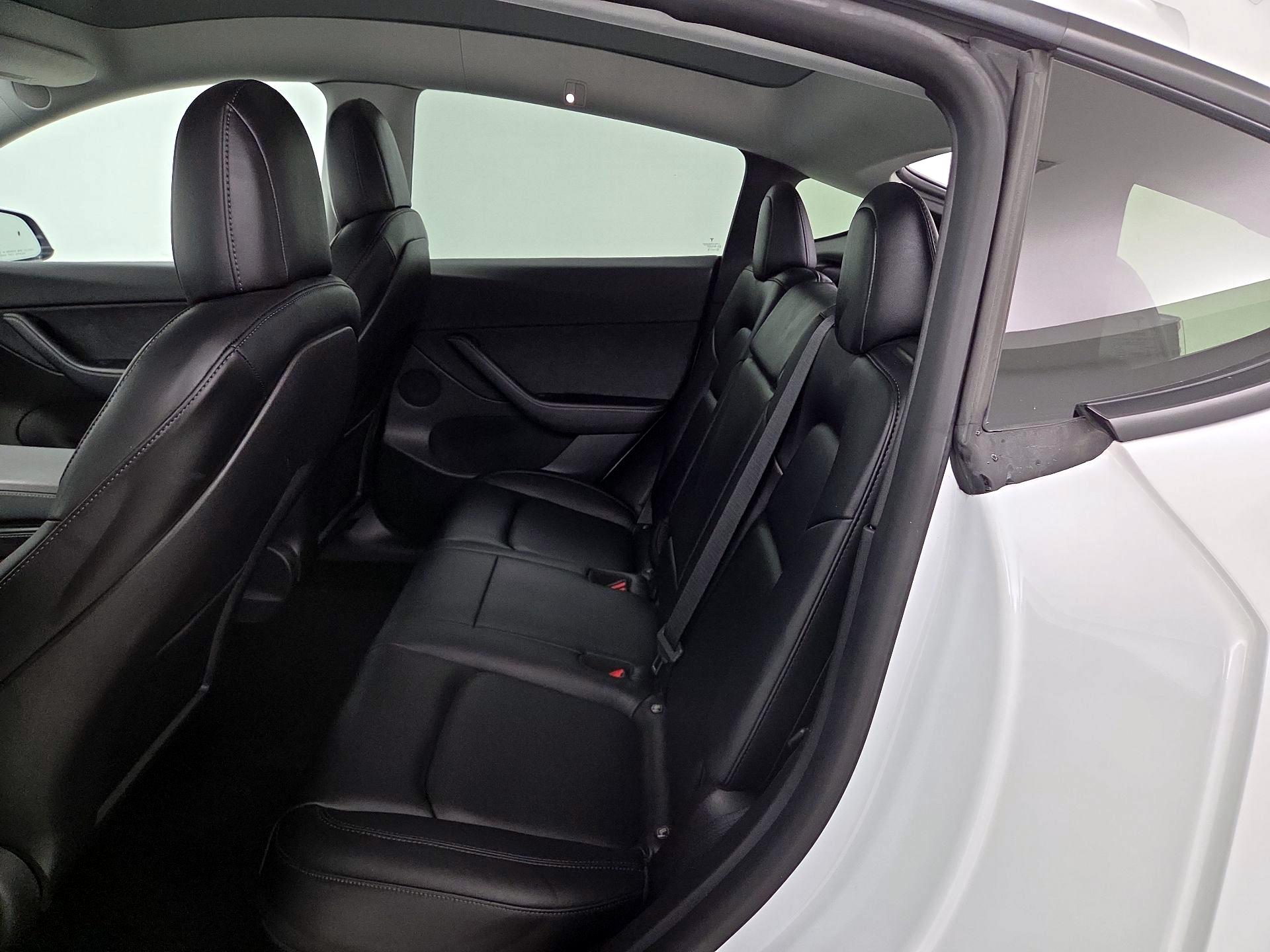 Thumbnail: 2022 Tesla Model Y - 19