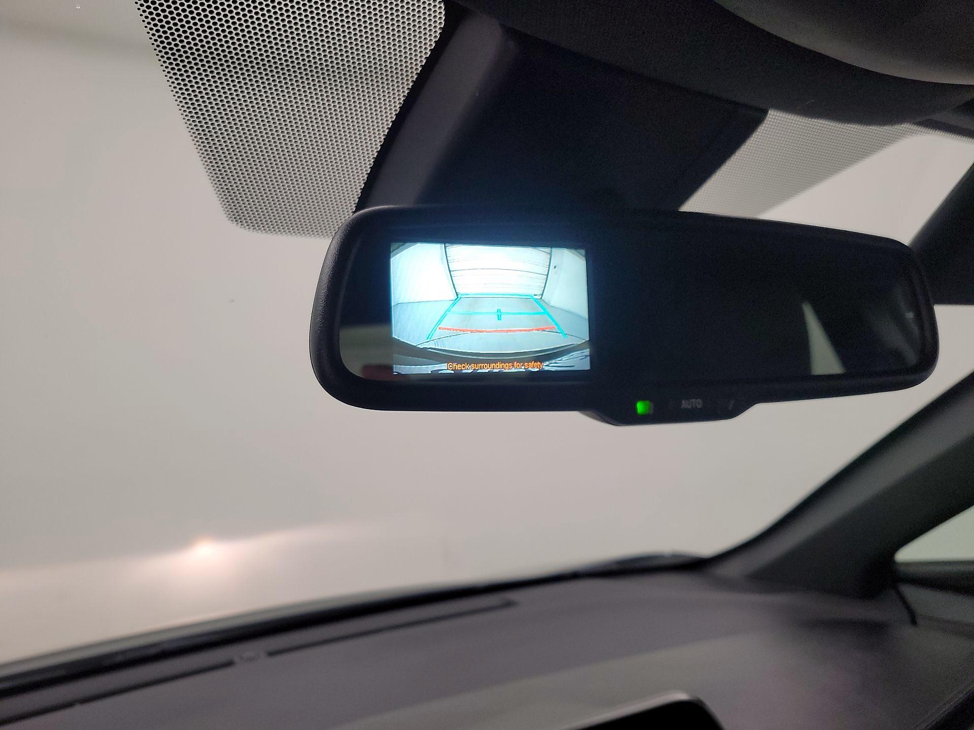 Thumbnail: 2018 Toyota C-HR - 14