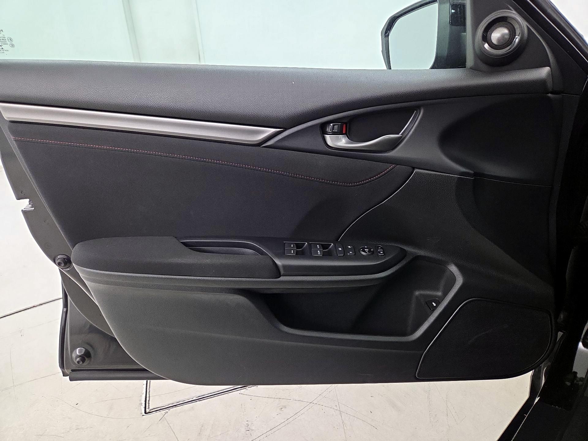 Thumbnail: 2020 Honda Civic - 12