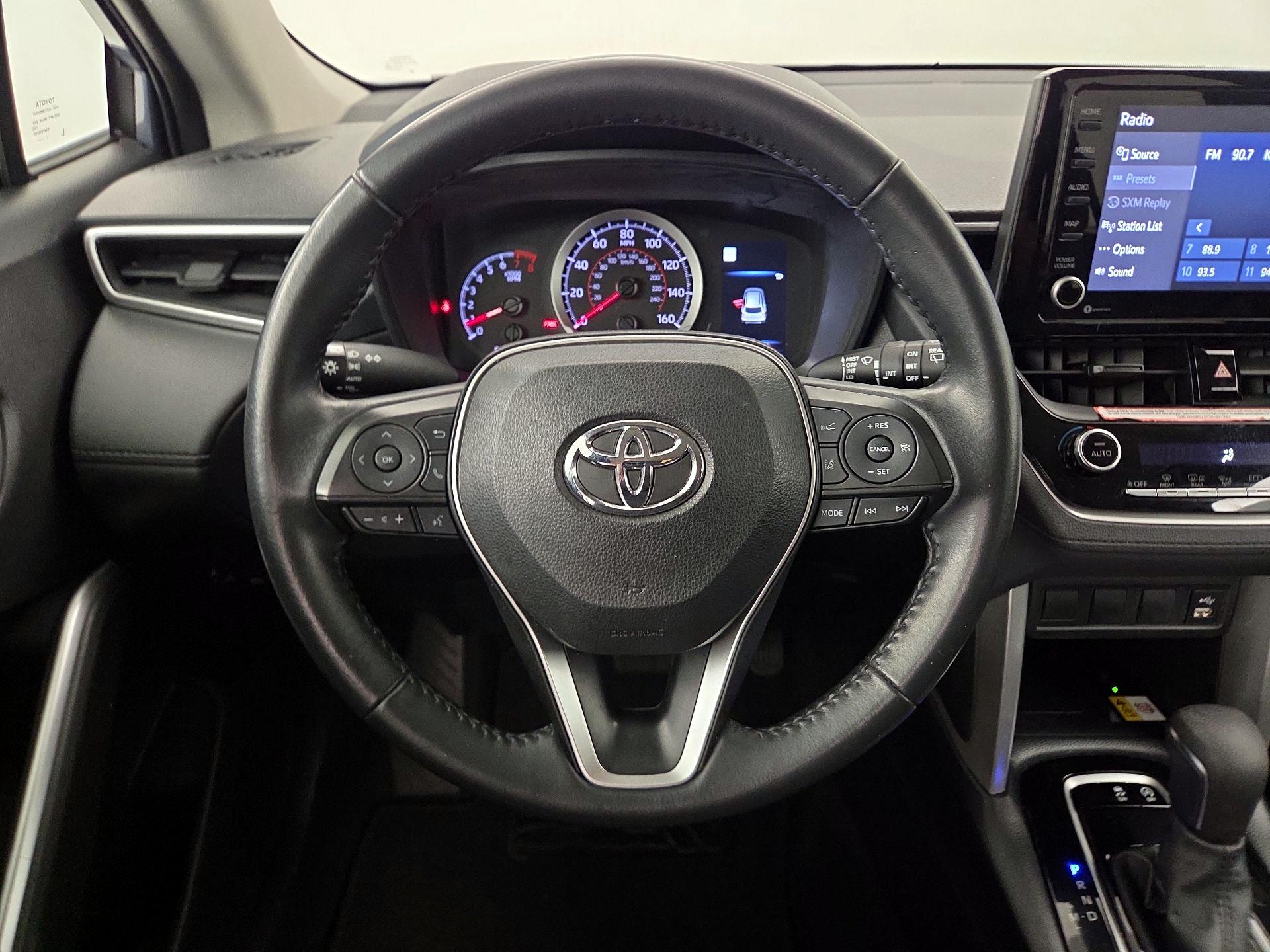 Thumbnail: 2022 Toyota Corolla Cross - 10