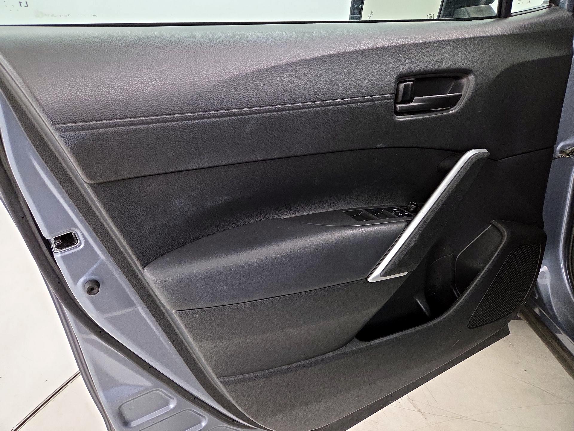 Thumbnail: 2022 Toyota Corolla Cross - 12