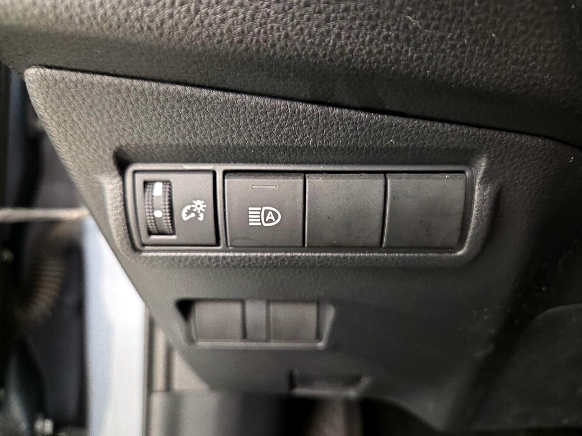 Thumbnail: 2022 Toyota Corolla Cross - 13