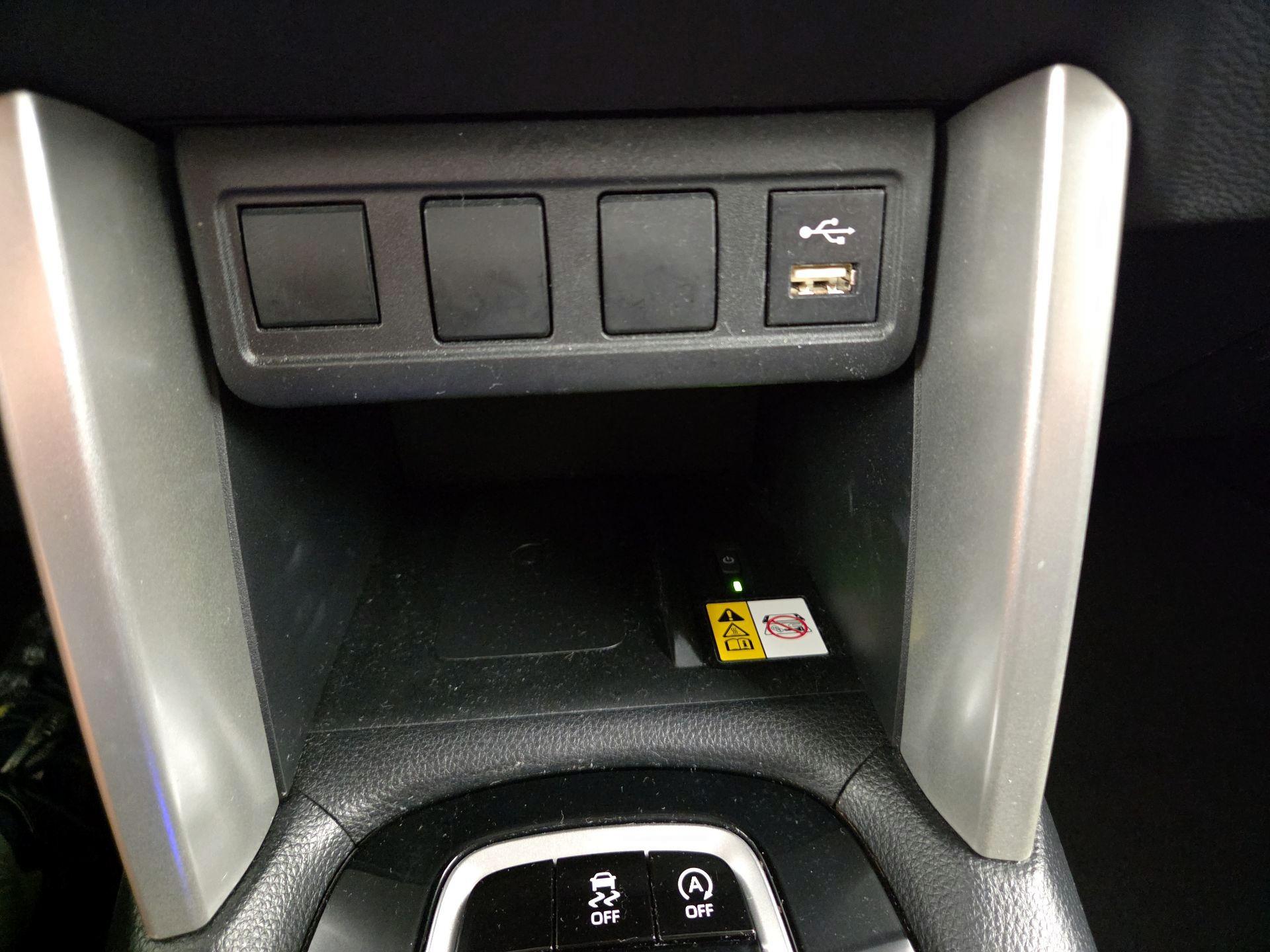 Thumbnail: 2022 Toyota Corolla Cross - 18